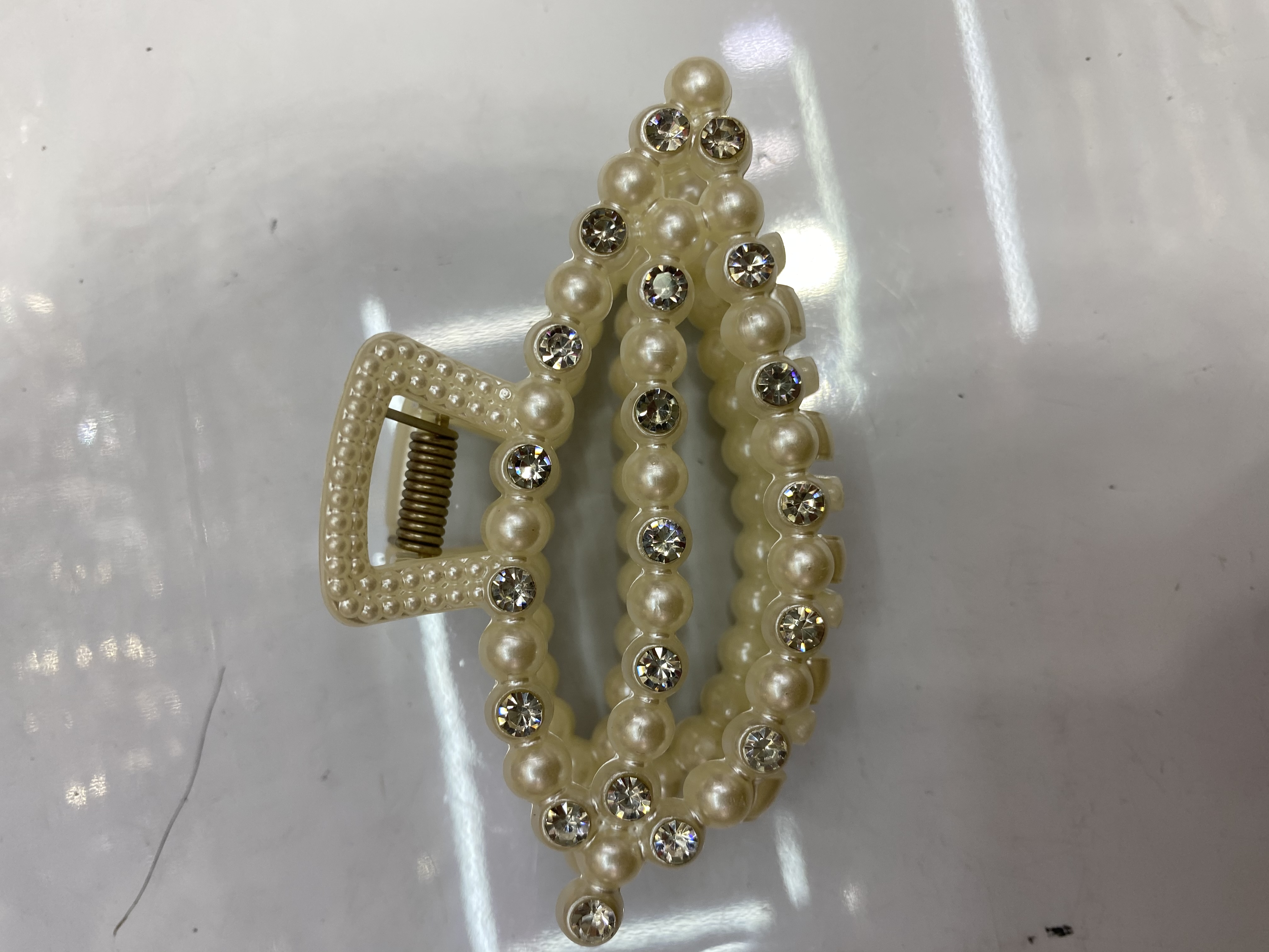 网红爆款/镶钻抓夹/珍珠抓夹细节图