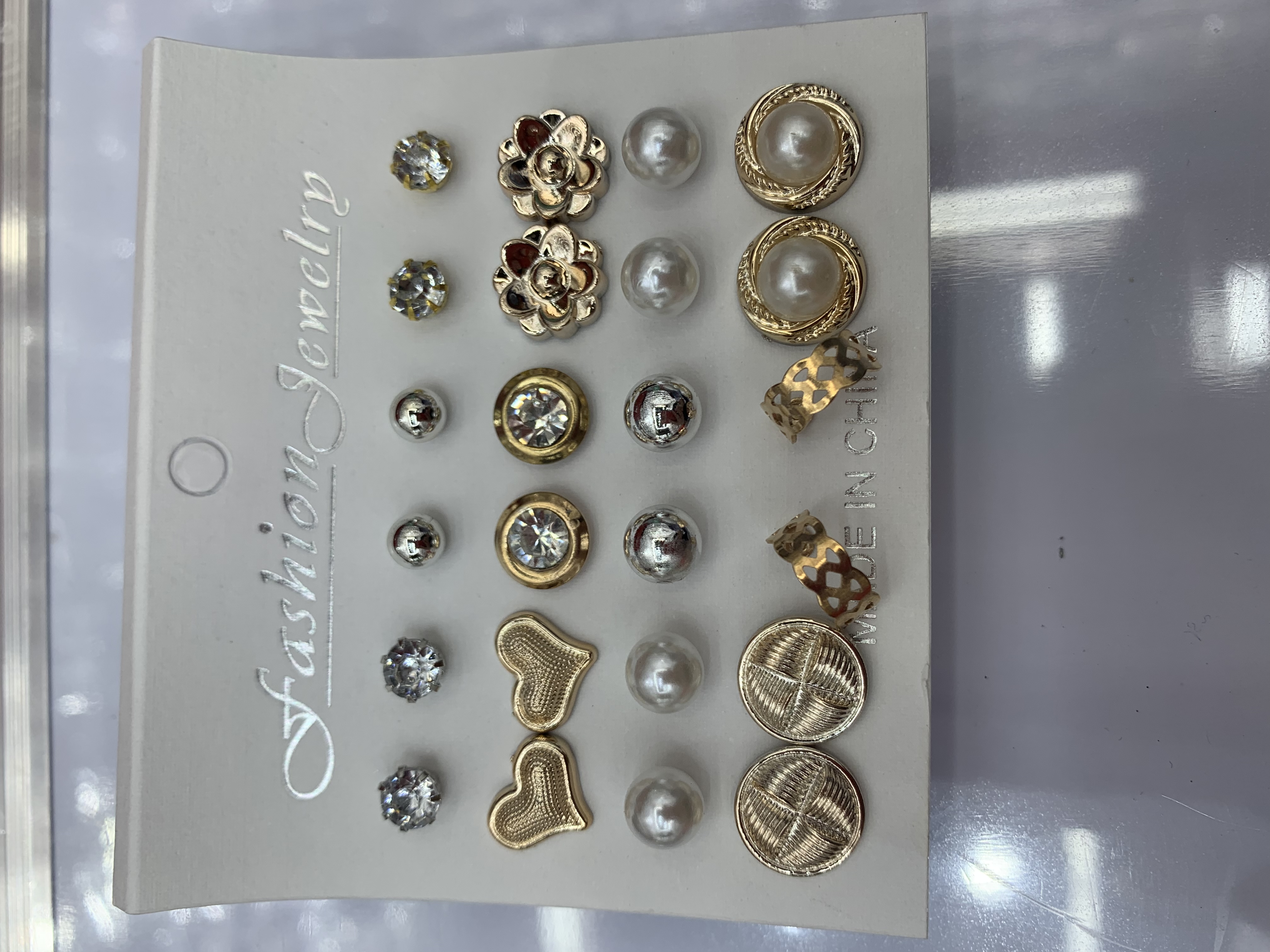 欧美时尚大方可爱百搭耳环潮流休闲KC金ccB耳钉腾达01169