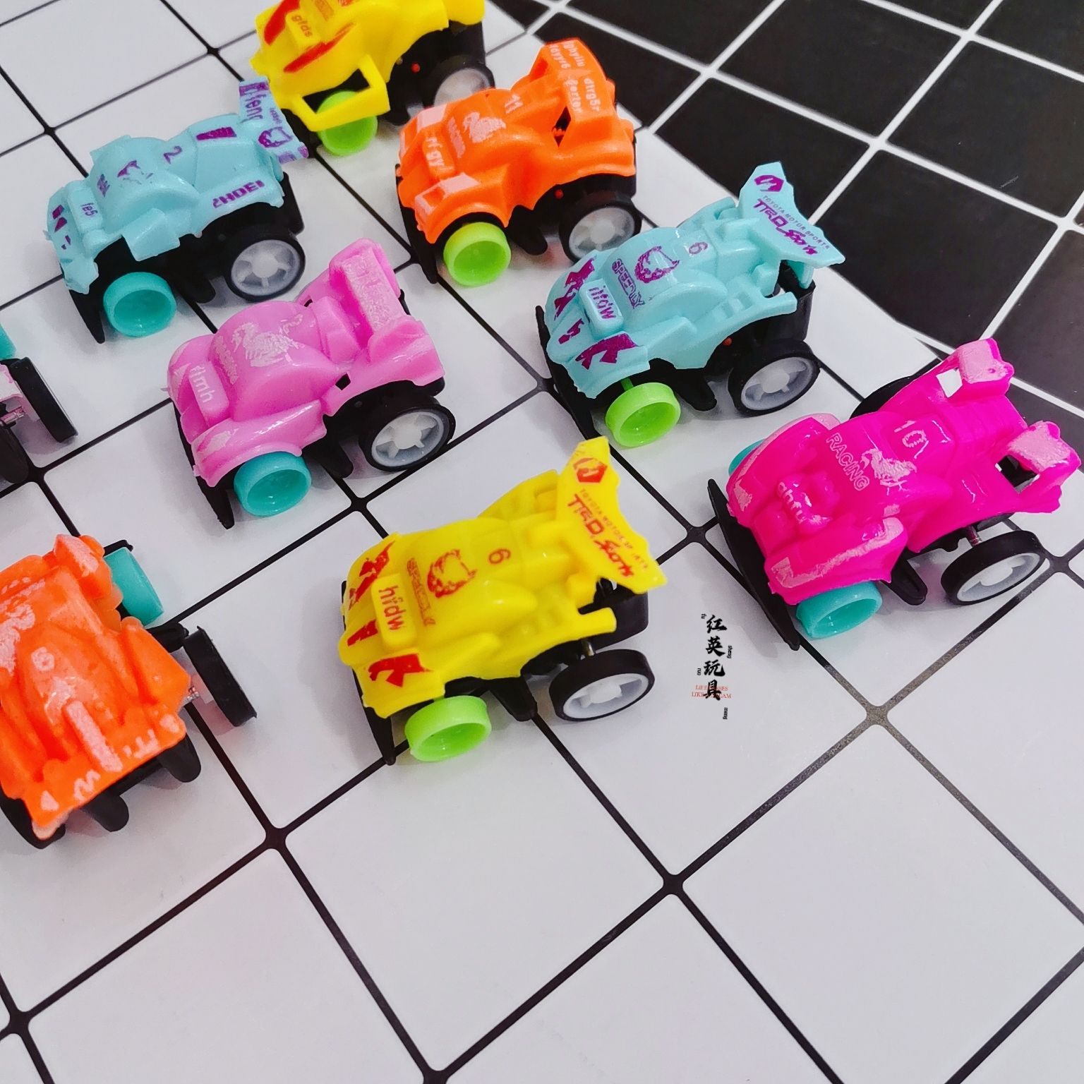 热销款回力赛车山地车混款混色幼儿活动运动赠品挂板蛋壳扭蛋货源详情图6