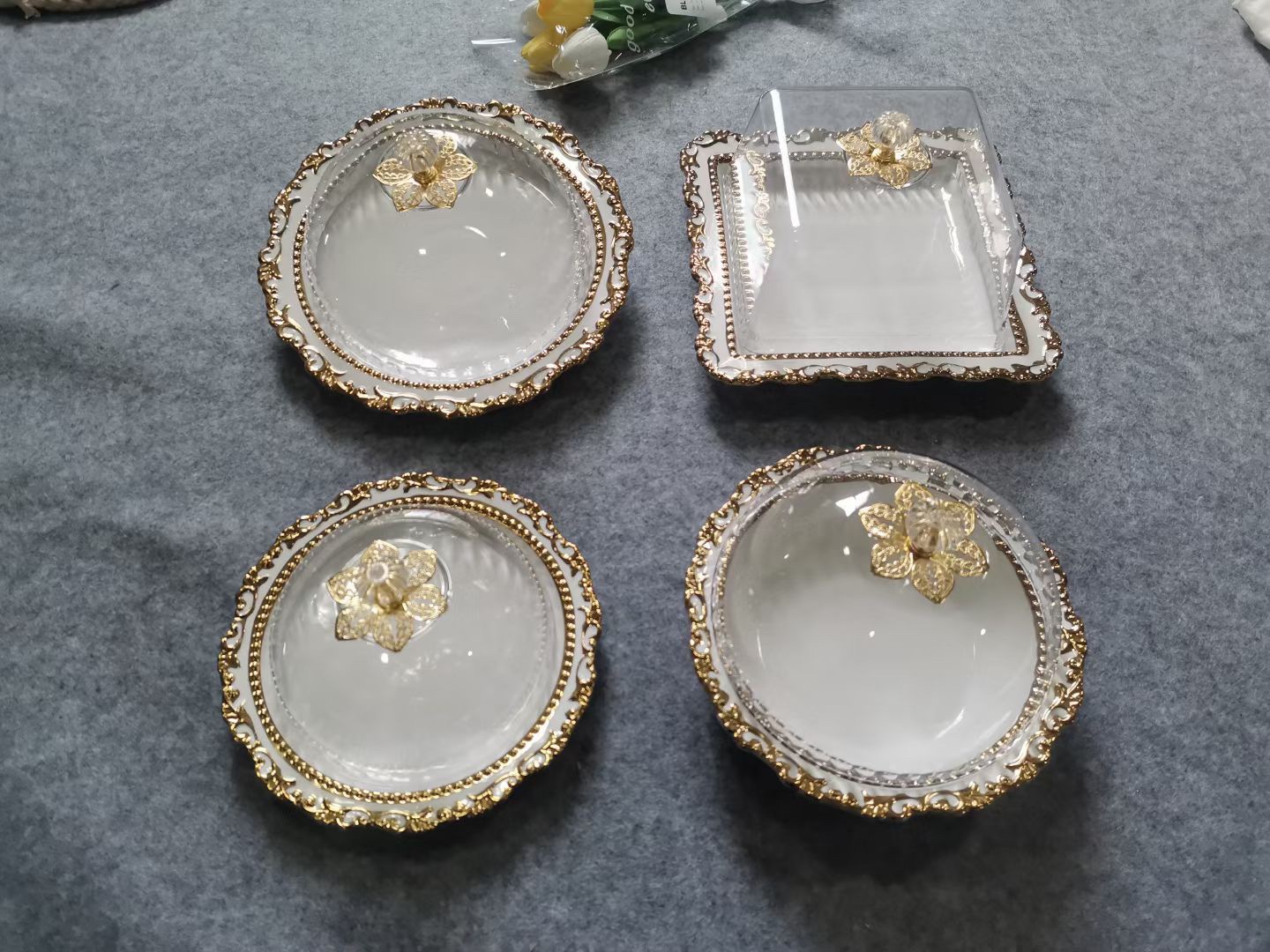 Yongsheng embossed lace covered electroplated Cake Plate YT11 details Picture