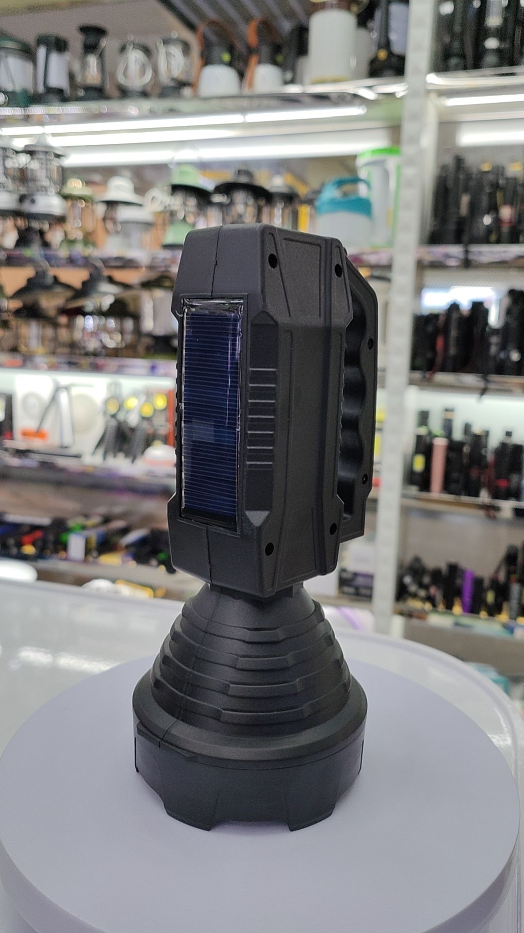 Portable new energy flashlight detail image 6