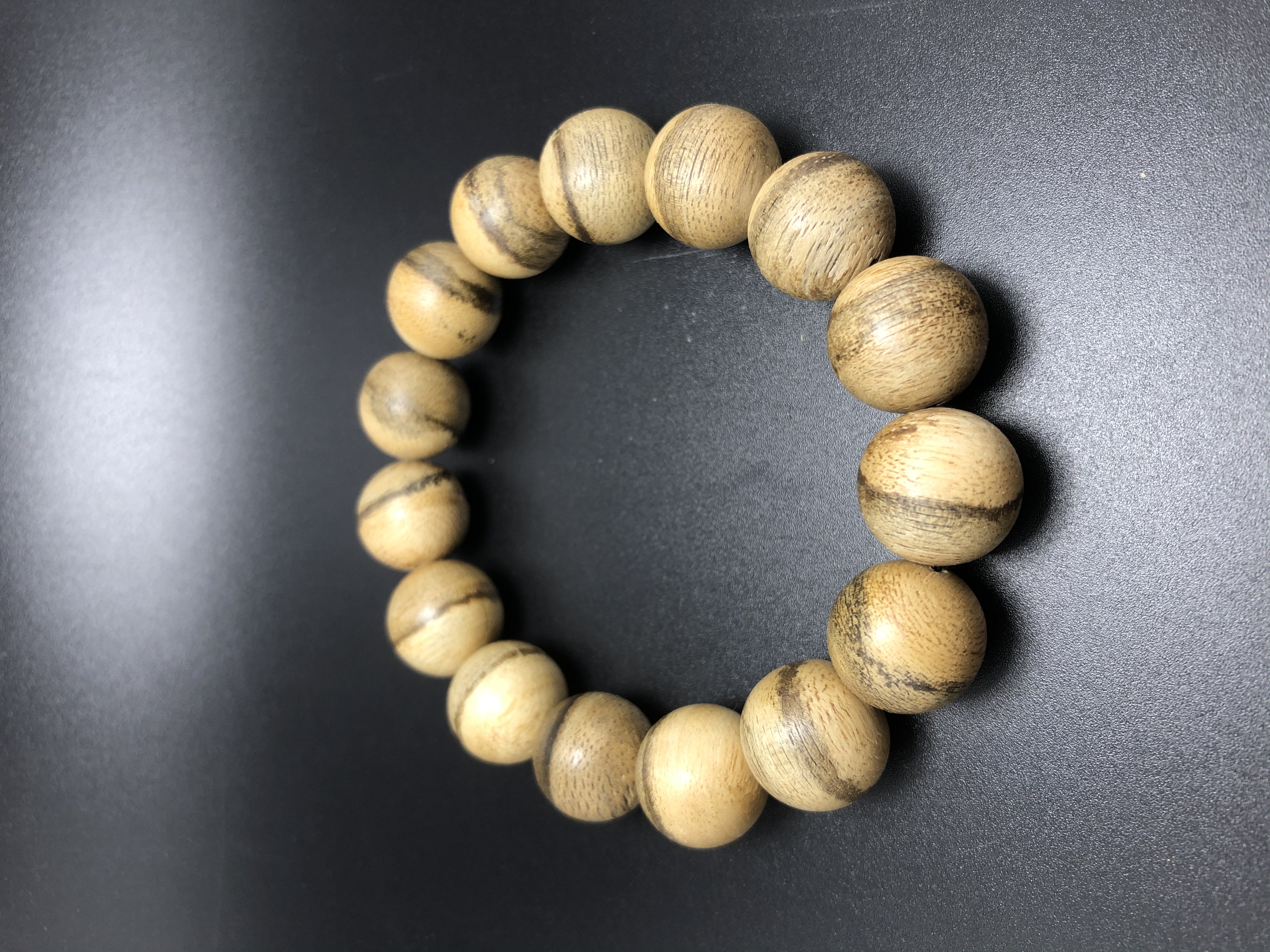Natural Indonesian-patterned agarwood: Cultural play prayer beads: Room 8091, Zone D, 3rd Floor, Phase I of Yiwu International Trade City