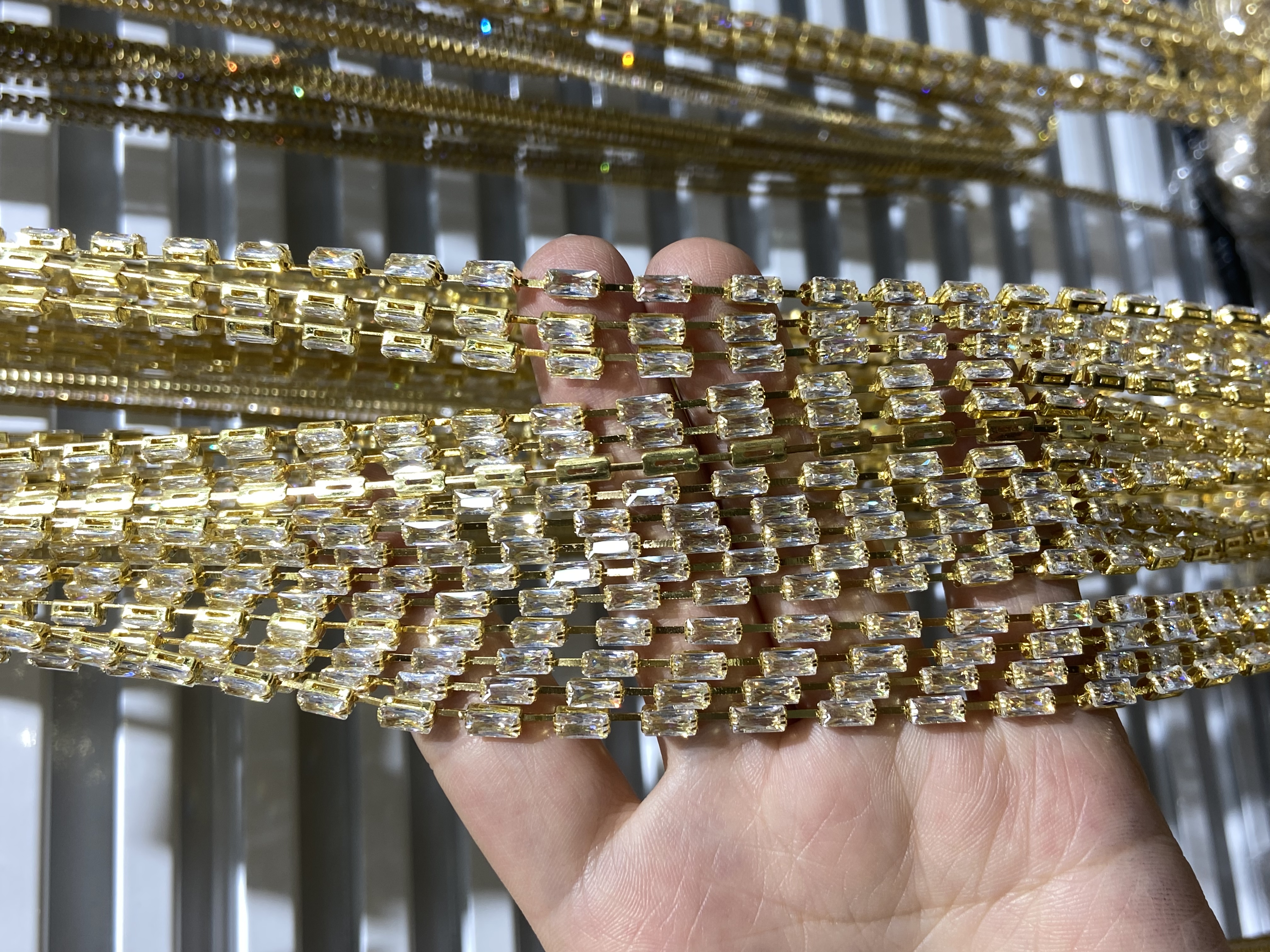 Rectangular zircon claw chain, thin claw blanks, can be electroplated, welded, heat-resistant, DIY accessories for shoes, clothing and accessories Specification image