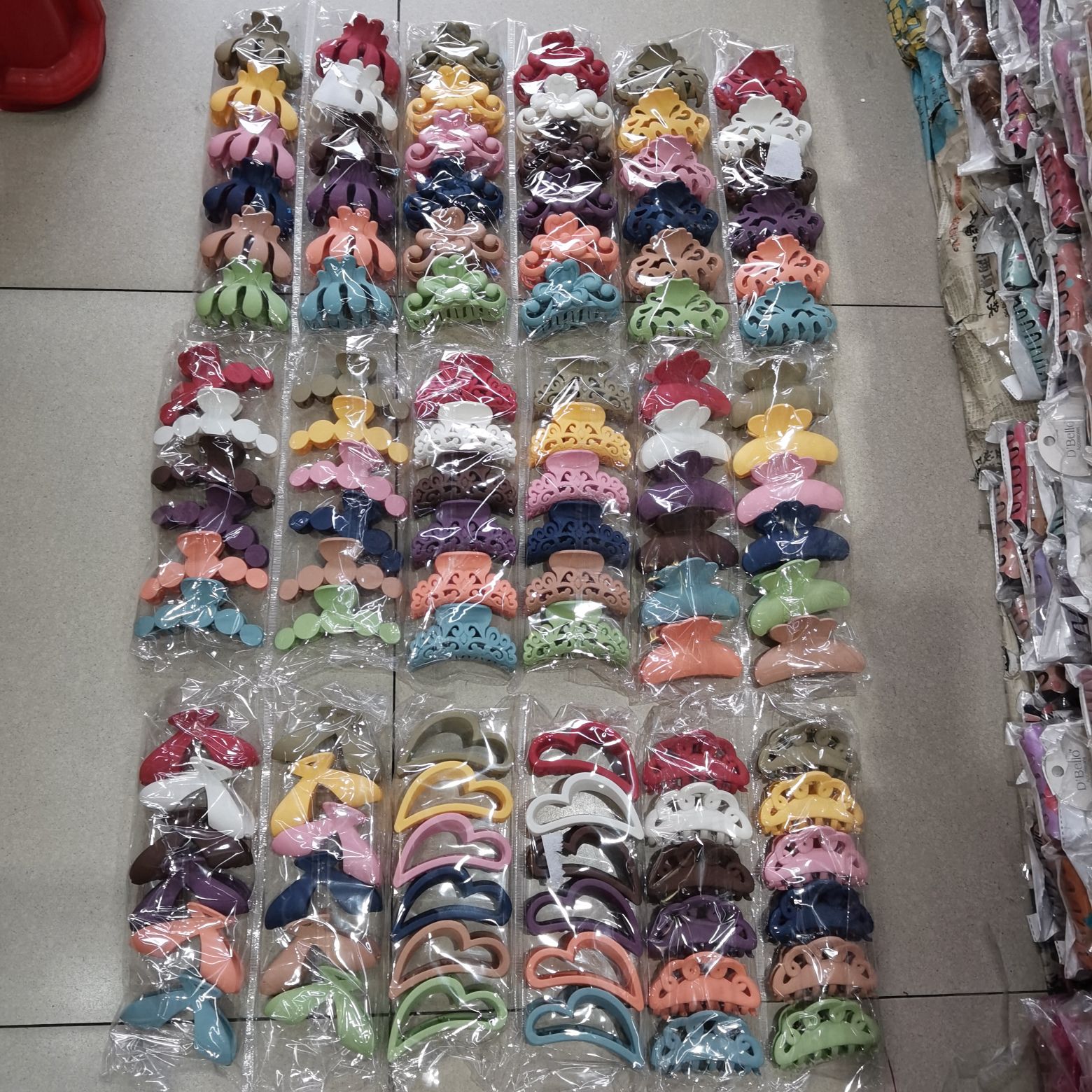 Haishen Accessories, a popular and trendy Korean-style fashion classic, trendy ladies' candy, rubber, matte effect, colorful gripper, plastic hair clip details Picture