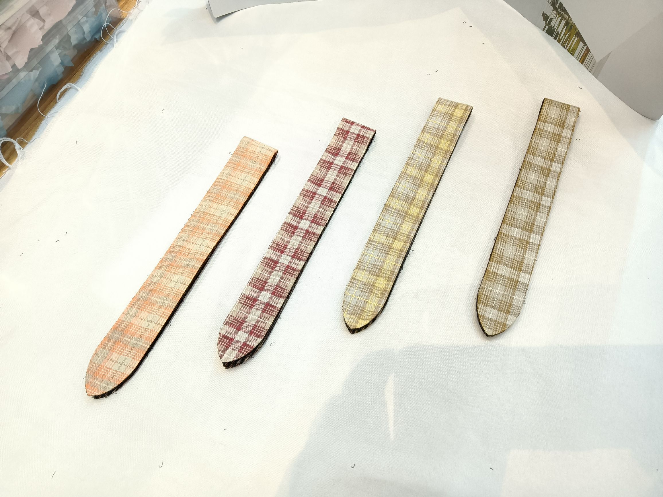 Small checkered bangs stickers