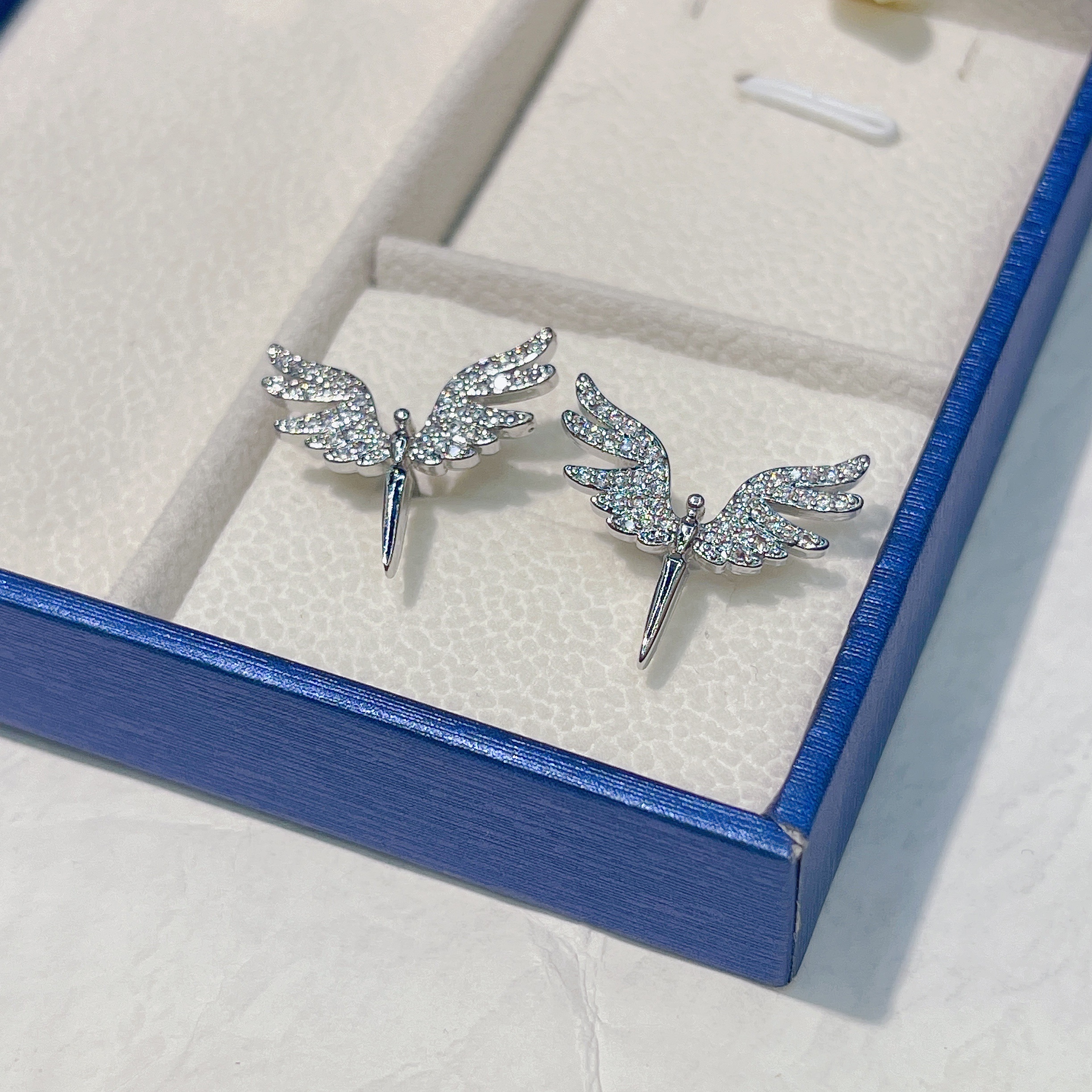 Copper-plated real gold stud earrings details Picture