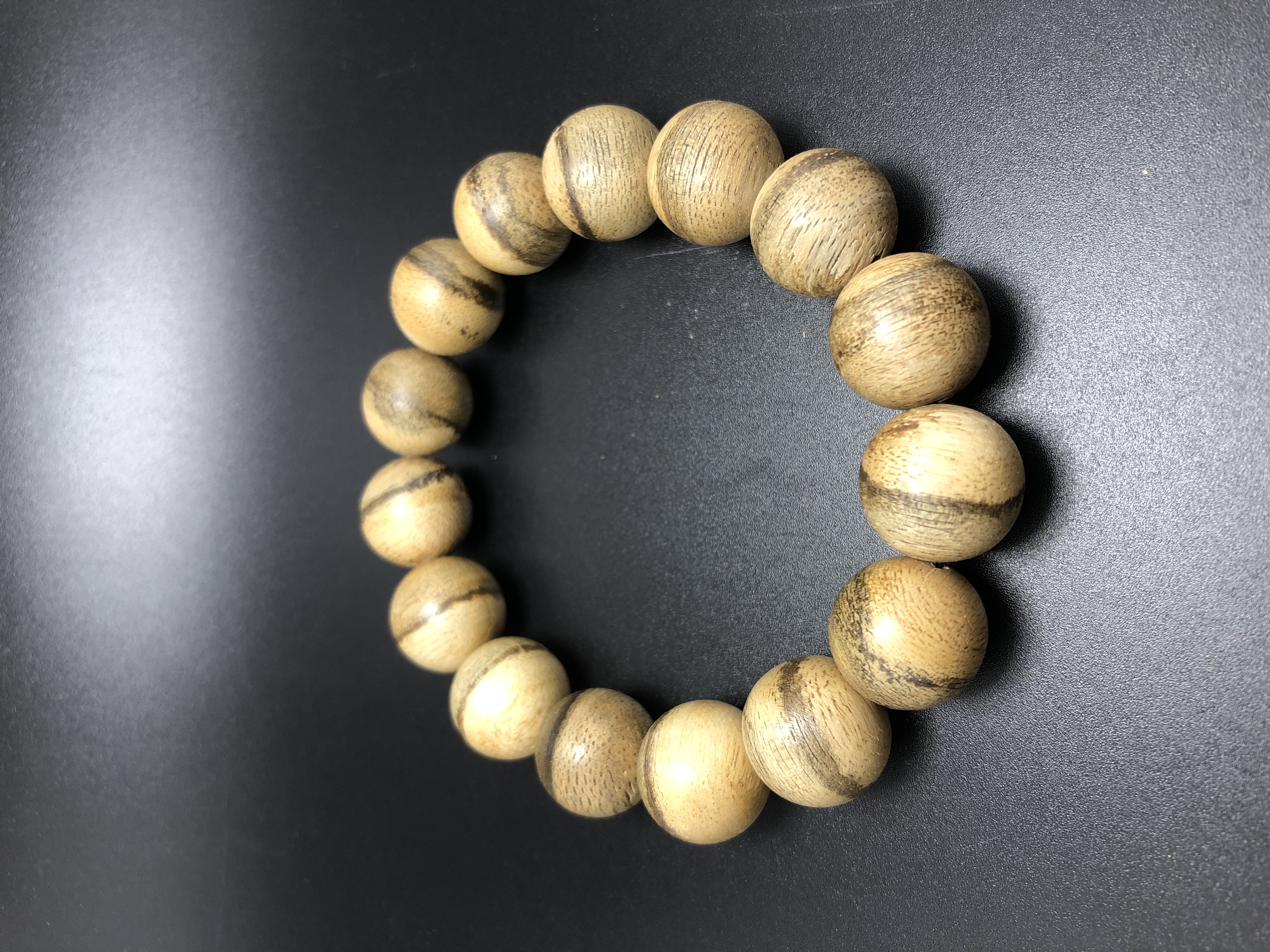 Natural Indonesian-patterned agarwood: Cultural play prayer beads: Room 8091, Zone D, 3rd Floor, Phase I of Yiwu International Trade City details Picture