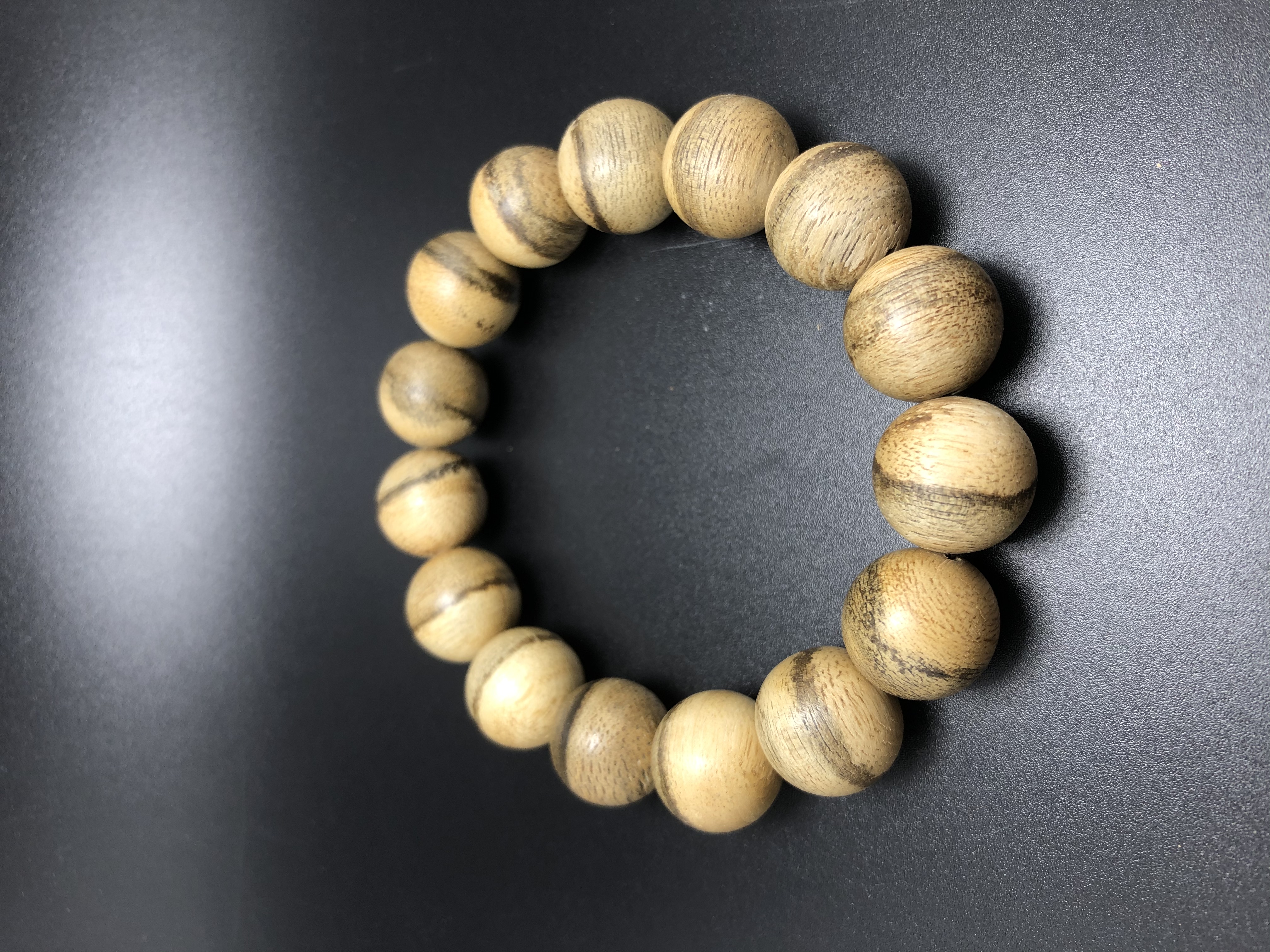 Natural Indonesian-patterned agarwood: Cultural play prayer beads: Room 8091, Zone D, 3rd Floor, Phase I of Yiwu International Trade City Specification image