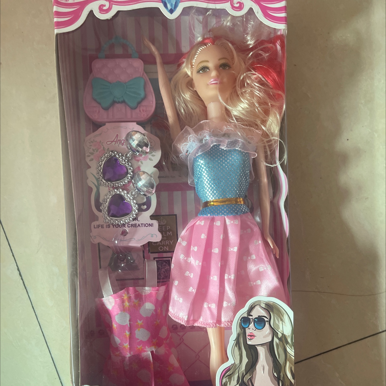 Earring doll set with accessories, solid dolls, random hair. Doll mix style, random. Welcome both new and old customers to make your purchase details Picture