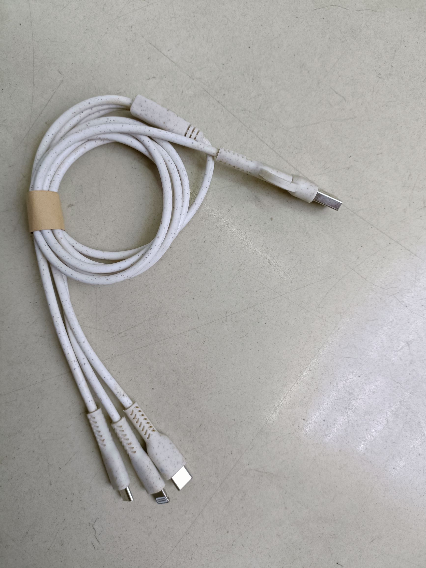 二拖三麦秸秆数据线 麦秸秆可降解 多用手机数据线