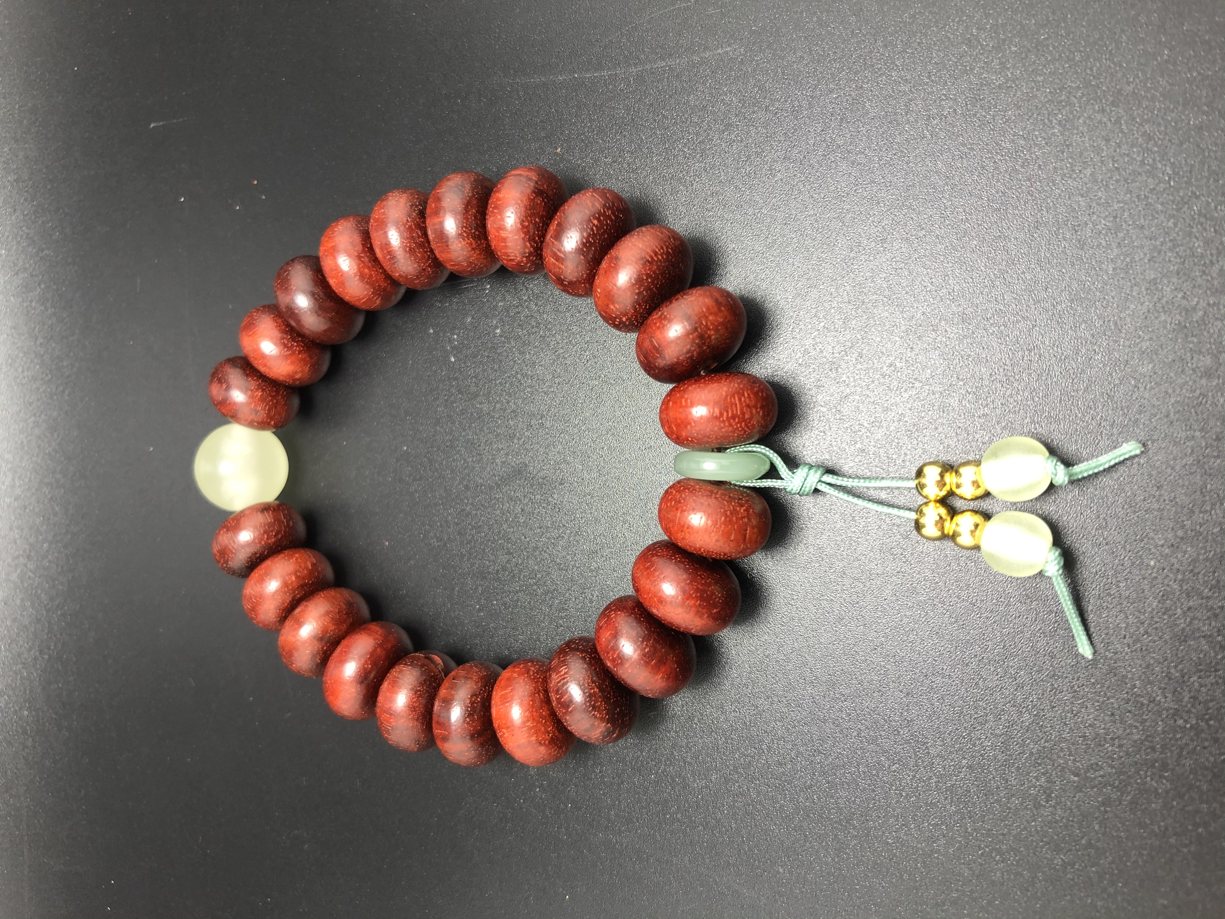 Natural sandalwood blood sandalwood abacus beads, night-luminous beads, cultural and Buddhist prayer beads: Store 8091, Zone D, 3rd Floor, Phase I of Yiwu International Trade City Specification image