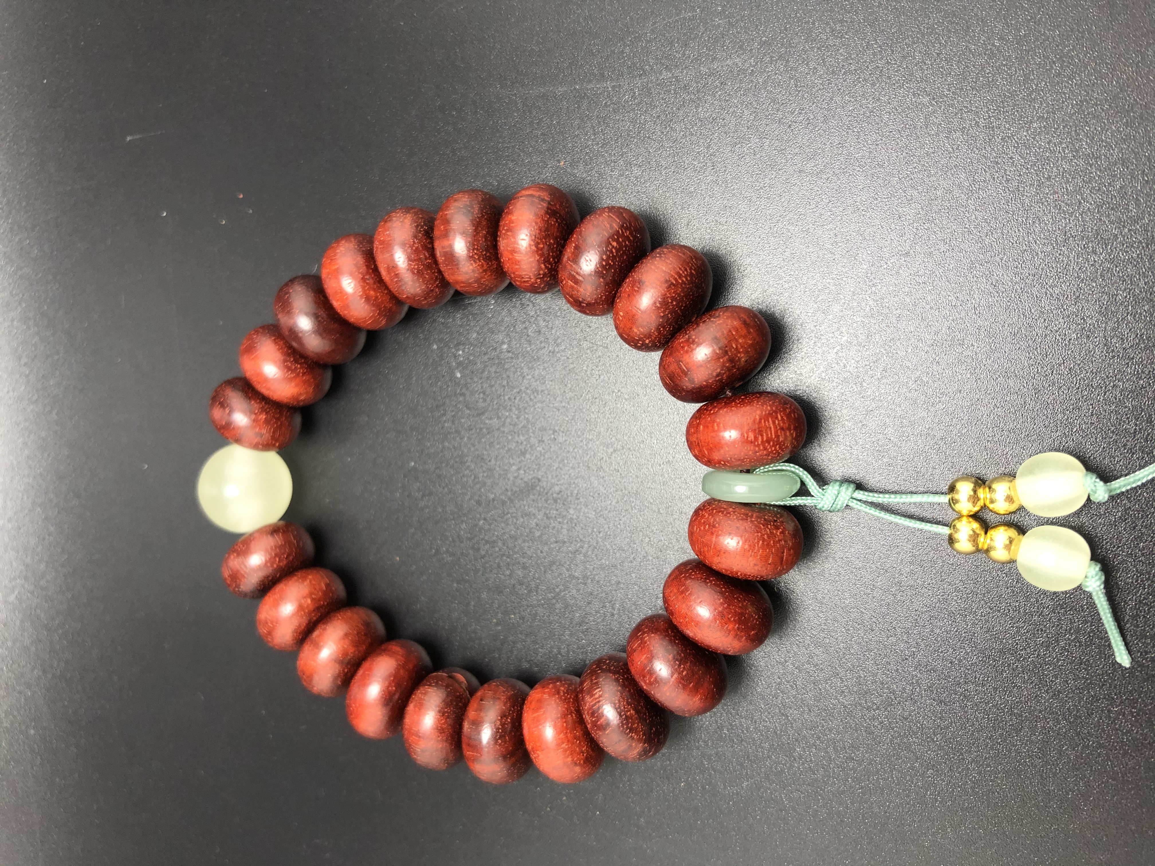 Natural sandalwood blood sandalwood abacus beads, night-luminous beads, cultural and Buddhist prayer beads: Store 8091, Zone D, 3rd Floor, Phase I of Yiwu International Trade City details Picture