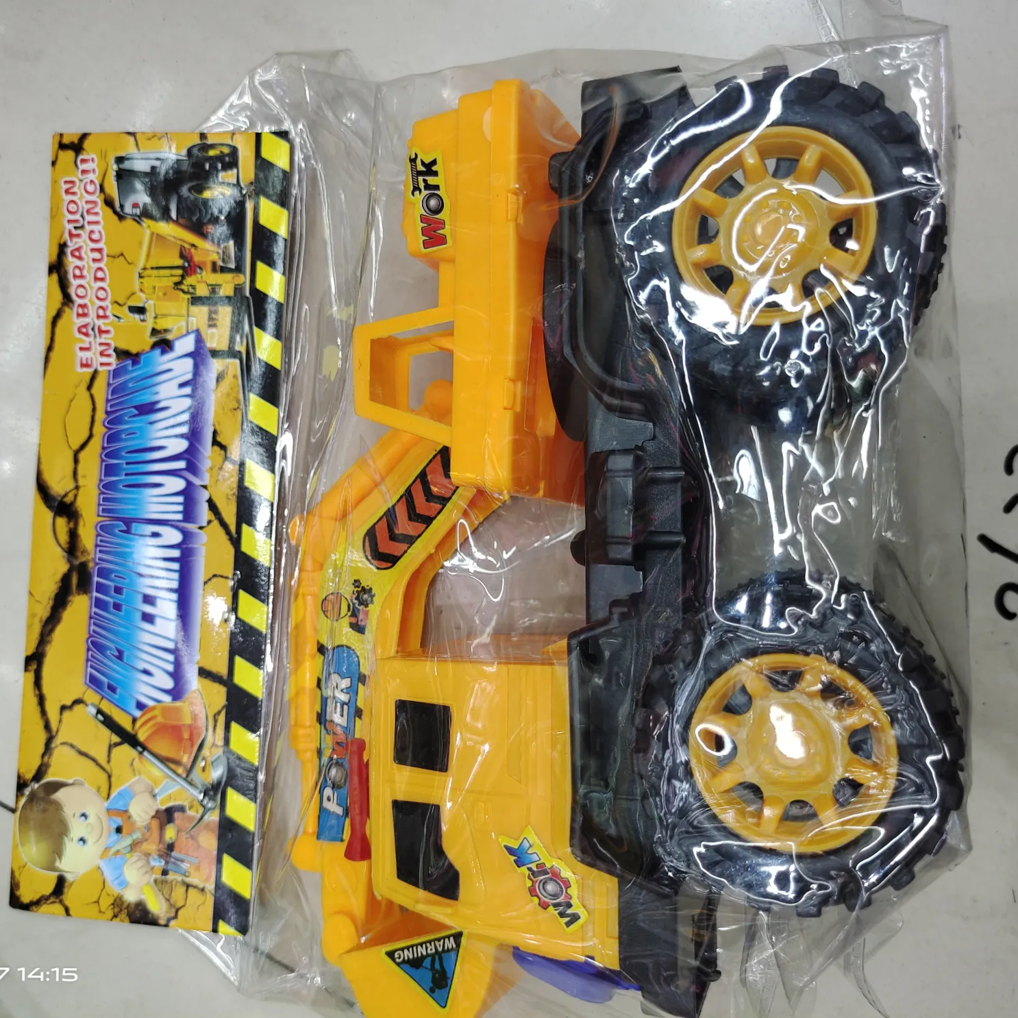 Wholesale of medium-sized engineering vehicles for PVC card head bagged sliding children's toys (cranes) Item Picture