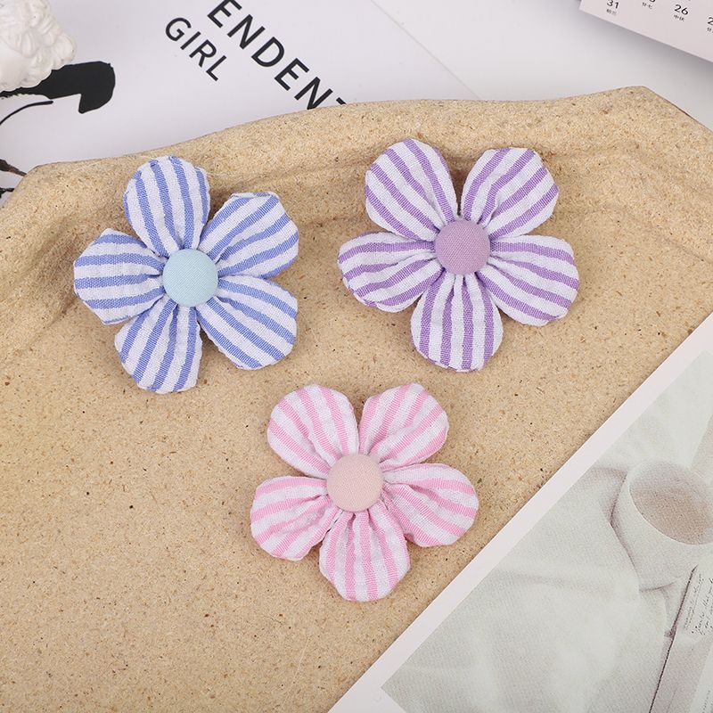 条子五瓣花粘扣