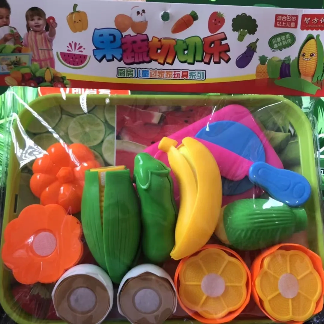 Wholesale of PVC card head bagged children's toys and peelable fruit toy sets is selling well Application Scenario