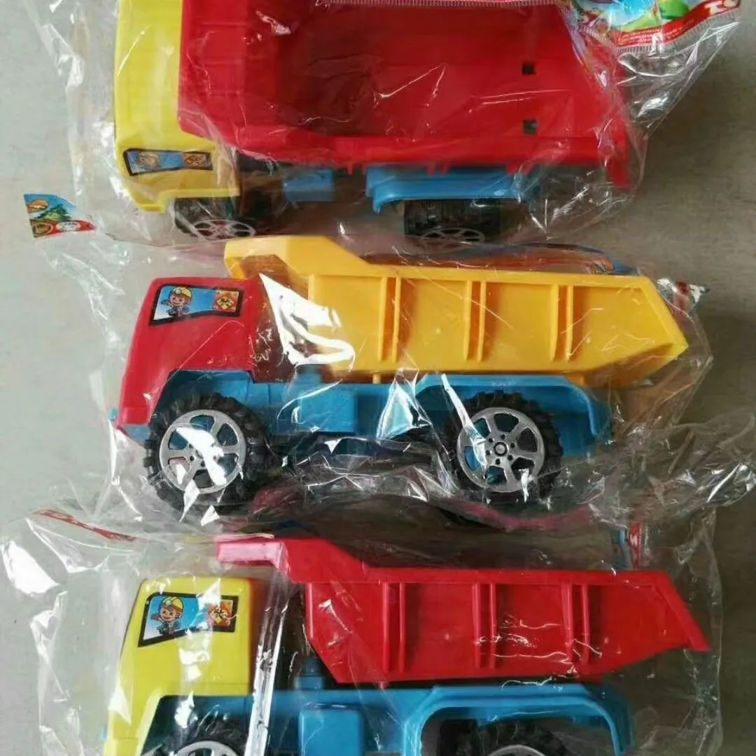 سيارات "أوبب" ذات ثلاث ألوان، سيارات لعب، سيارات من البلاستيك Item Picture