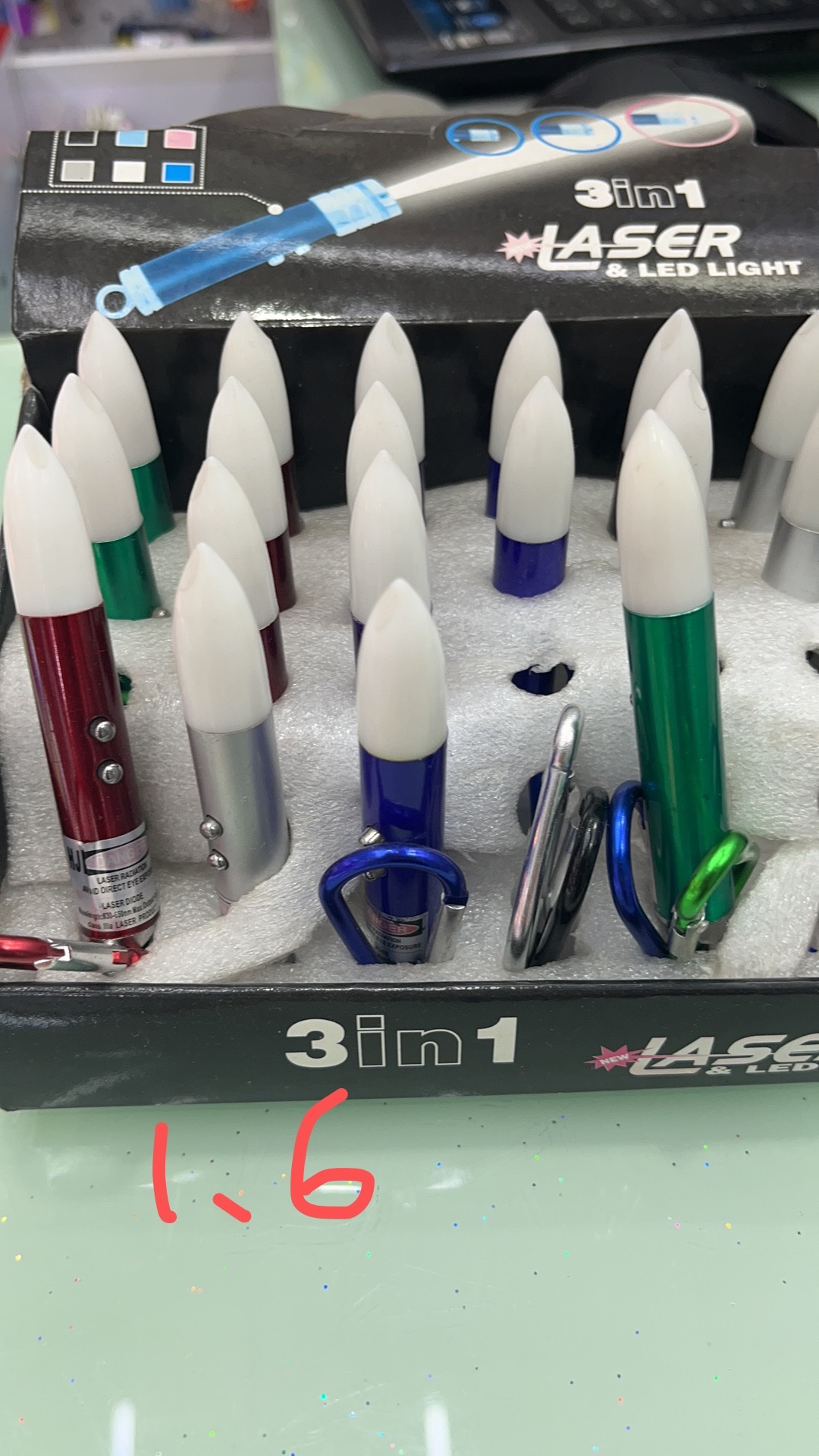 小子孩玩具彩色灯