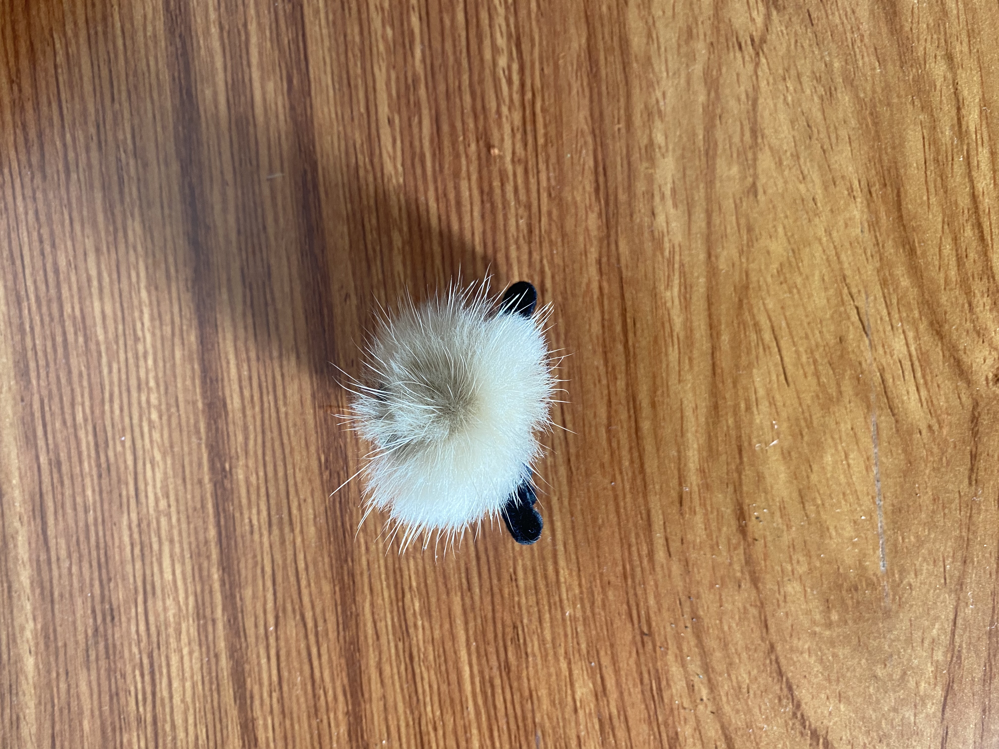 Hairball claw clip