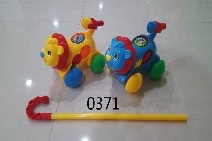 Children learning to walk, hand pushing airplane toys, wheel pushing AIDS, pushing fun, single pole learning to walk, ringing bell, tongue sticking out 0371