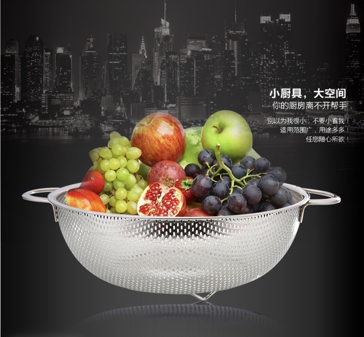 Stainless steel round mesh basket, shallow-mouthed draining basket, fruit and vegetable basket, water filter basket and vegetable washing basket can be set up Application Scenario