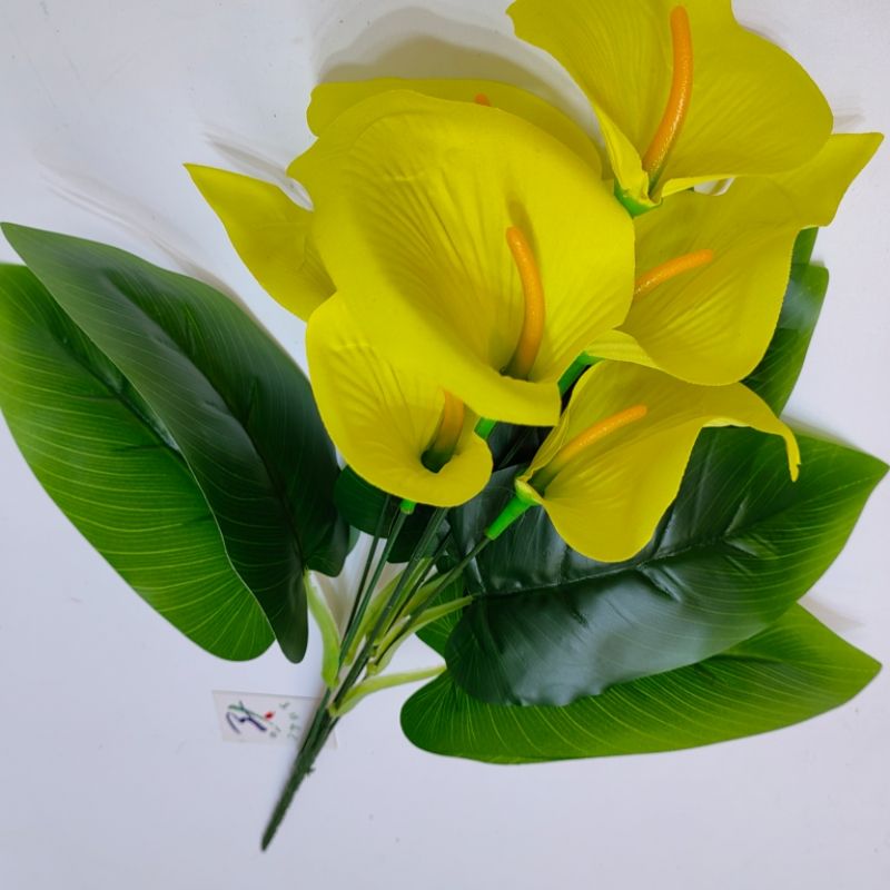 Calla lily bunches detail image 2