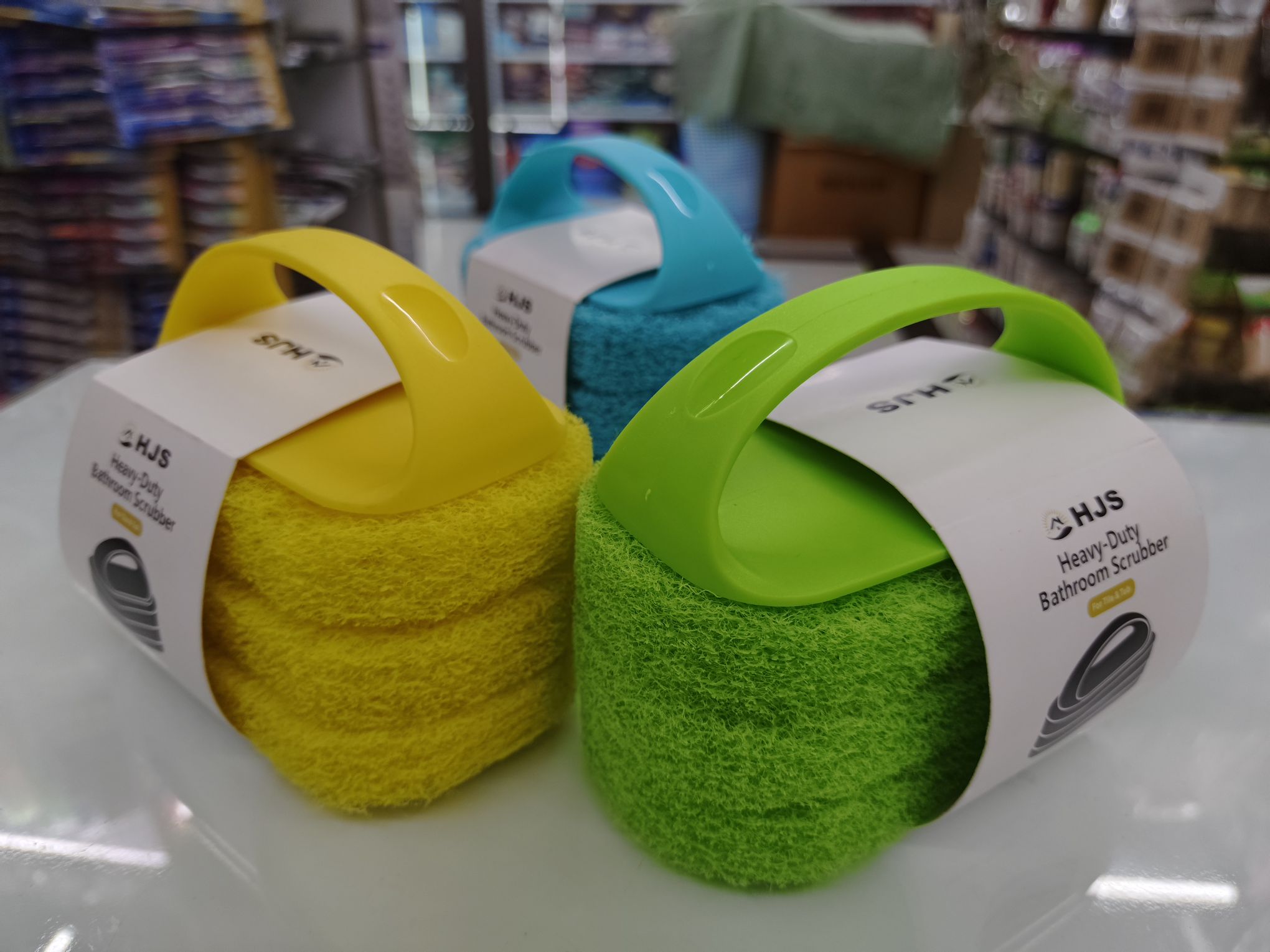 Item No. : 210 New Tile Brush, Cleaning Brush, one-card set, single handle, + replacement of 2 brushes, no glue, more environmentally friendly product. Available in 6 colors, and specific colors can also be specified