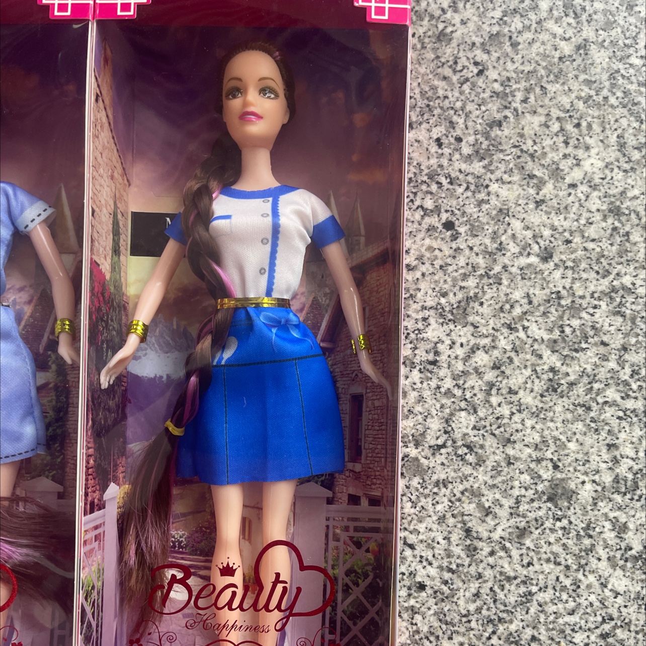 79-2022 new style doll set with accessories, solid dolls, random hair. Doll mix style, random. Welcome both new and old customers to make your purchase details Picture