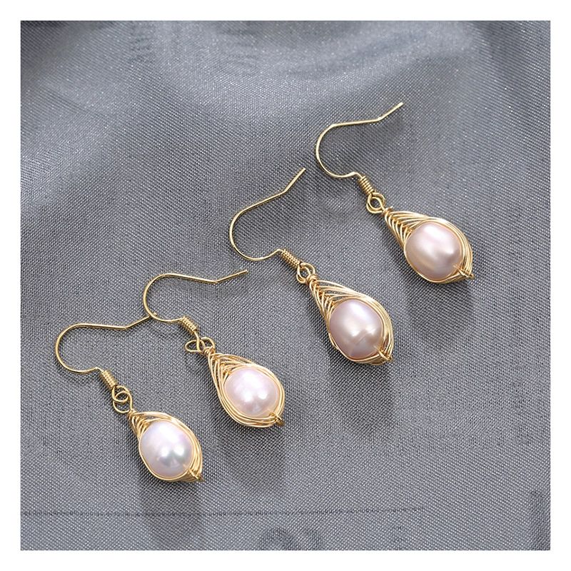New Korean version natural freshwater pearl 14k gold earrings, handcrafted woven wound pearl earrings, ladies' earrings Application Scenario