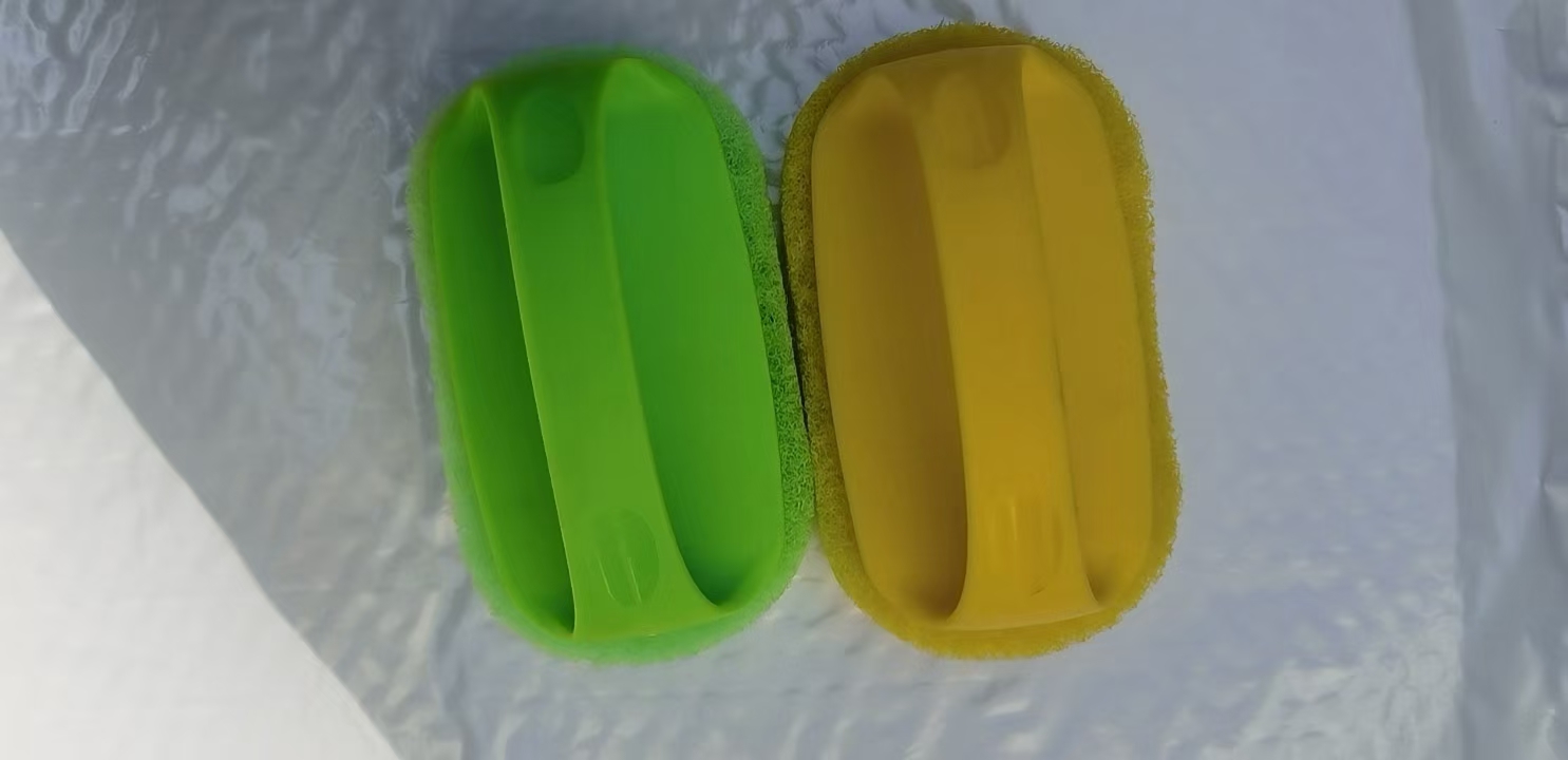 Item No. : 210 New Tile Brush, Cleaning Brush, one-card set, single handle, + replacement of 2 brushes, no glue, more environmentally friendly product. Available in 6 colors, and specific colors can also be specified detail image 3
