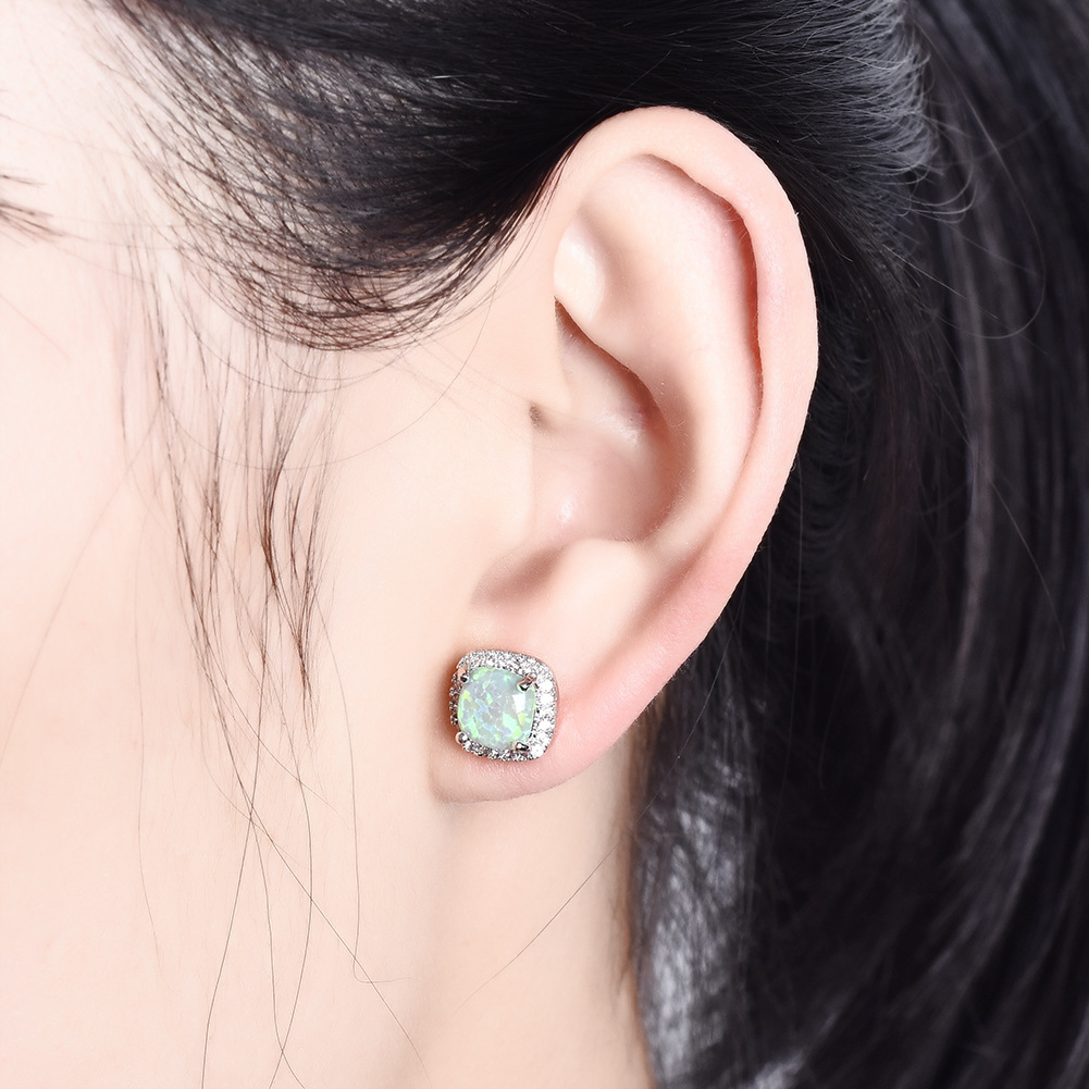 European and American bestsellers, fashionable and simple square zirconia stud earrings, ins niche design earrings cross-border Item Picture