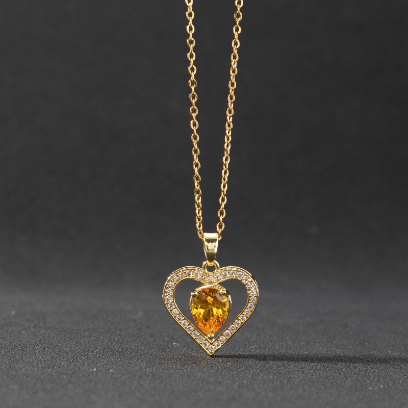 European and American style fashion zircon heart necklace pendant, cold and aloof style for women, hip-hop hoodie sweater chain for women, Instagram trend details Picture