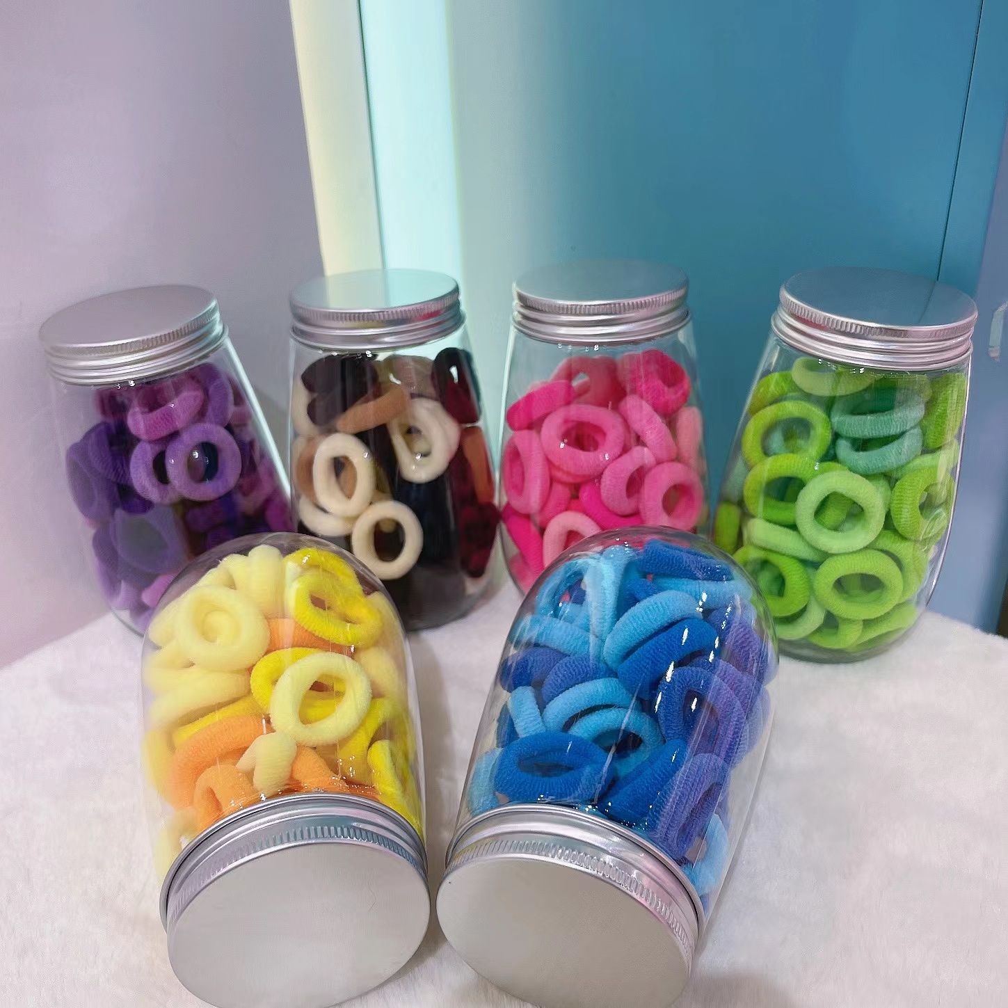 Gentle, comfortable and super elastic towel bands ~ Hair bands, hair accessories, simple Korean rubber bands that won't damage hair, tied in a ponytail details Picture