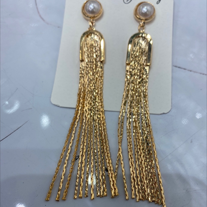 2022040款流行饰品，时尚、朝流韩版耳环批发外贸流苏款