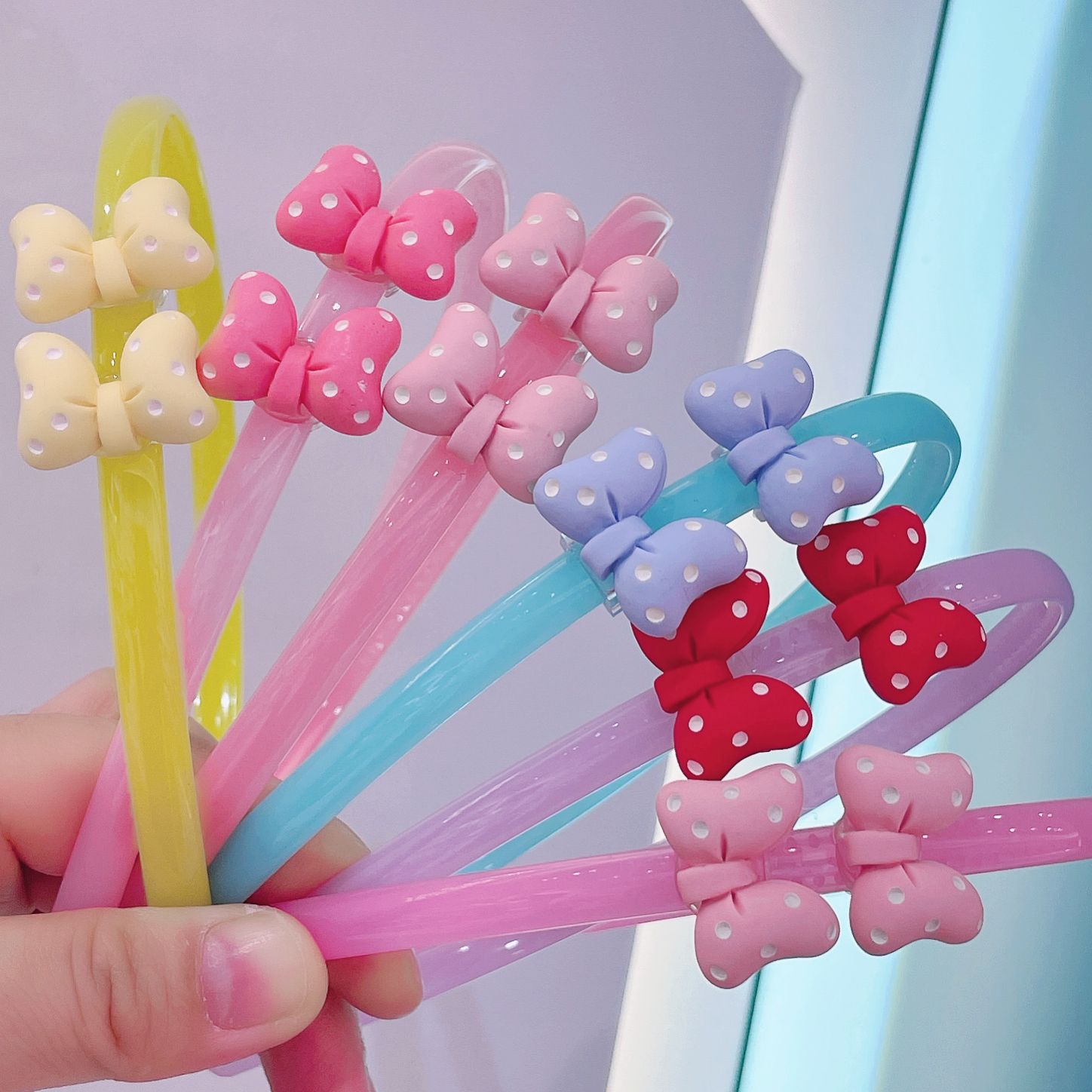 New children's cartoon headband for winter 2022 details Picture