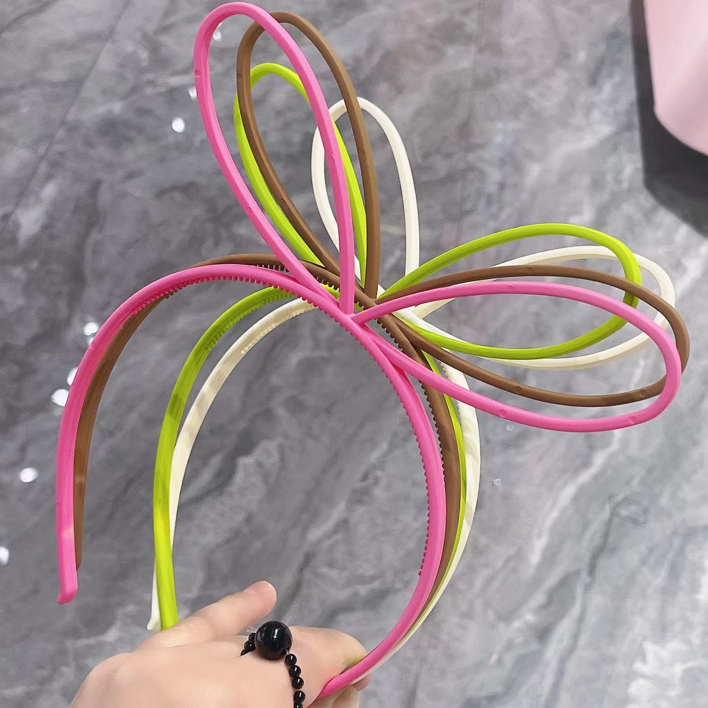 2022 Winter new children's three-dimensional headband, matte color fine hair band, candy color simple and versatile headband, women's hair band Specification image