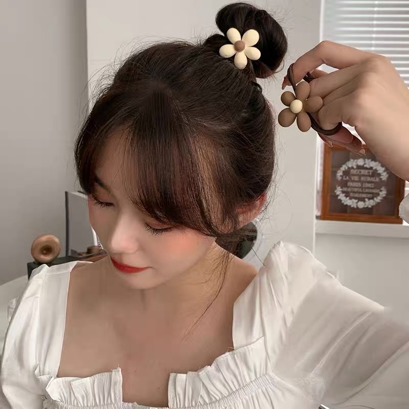 Emilia Sunflower Smiling Hair Tie Girl, cute girl, simple hair accessory, Internet celebrity, Instagram, bun hairstyle, ponytail, hair tie, hair band 023 Specification image