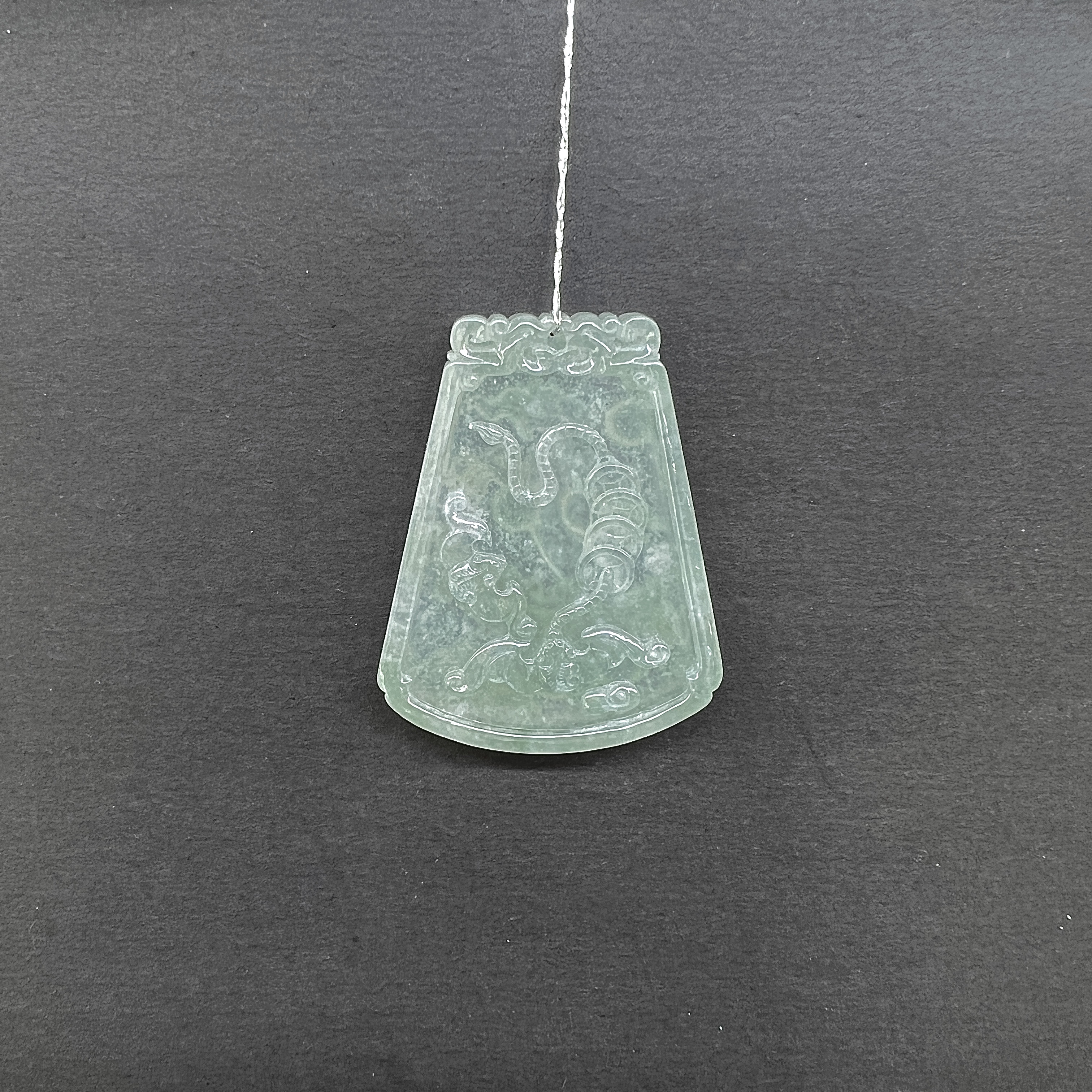 【 Oriental Jade 】 Natural Burmese jadeite and jade A-grade clear bottom dragon brand jadeite neckwear and jade jewelry