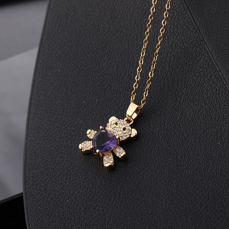 Cross-border supply: Hot-selling copper micro-inlaid zircon jewelry from Europe and America, cute heart-shaped bear pendant necklace, versatile collarbone chain Item Picture