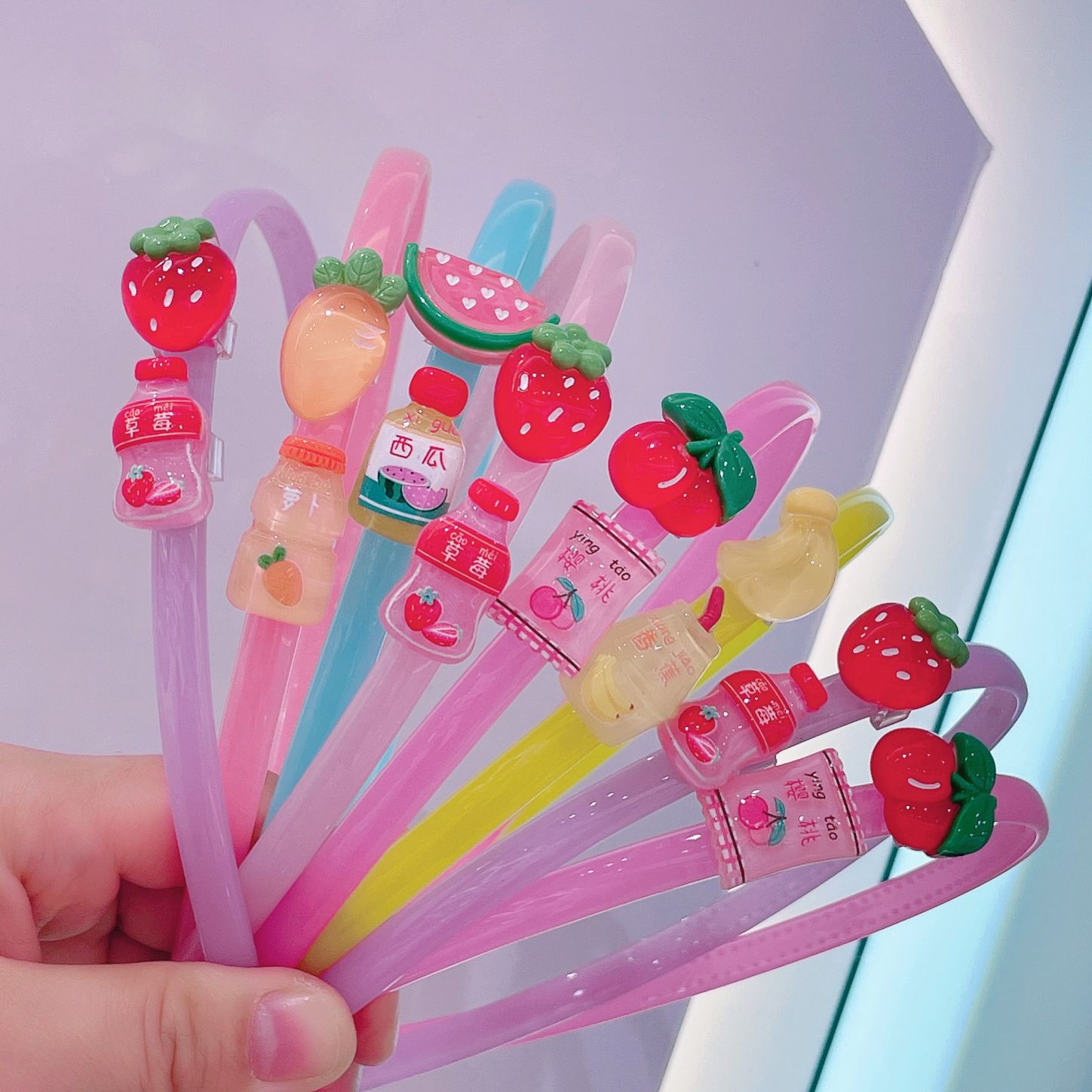 New children's cartoon headband for winter 2022 Application Scenario