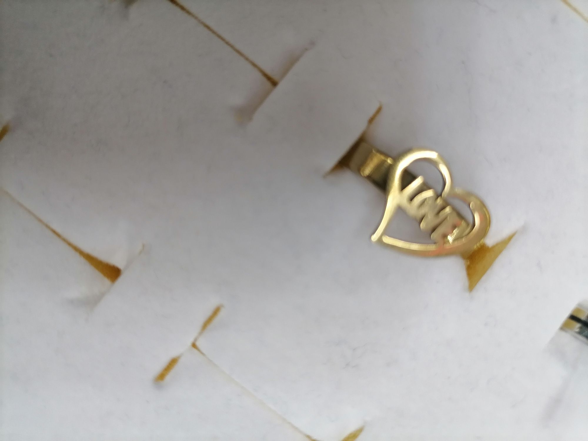 Titanium steel gold skeletonized cut LOVE ring, Red Star 034-014 detail image 2