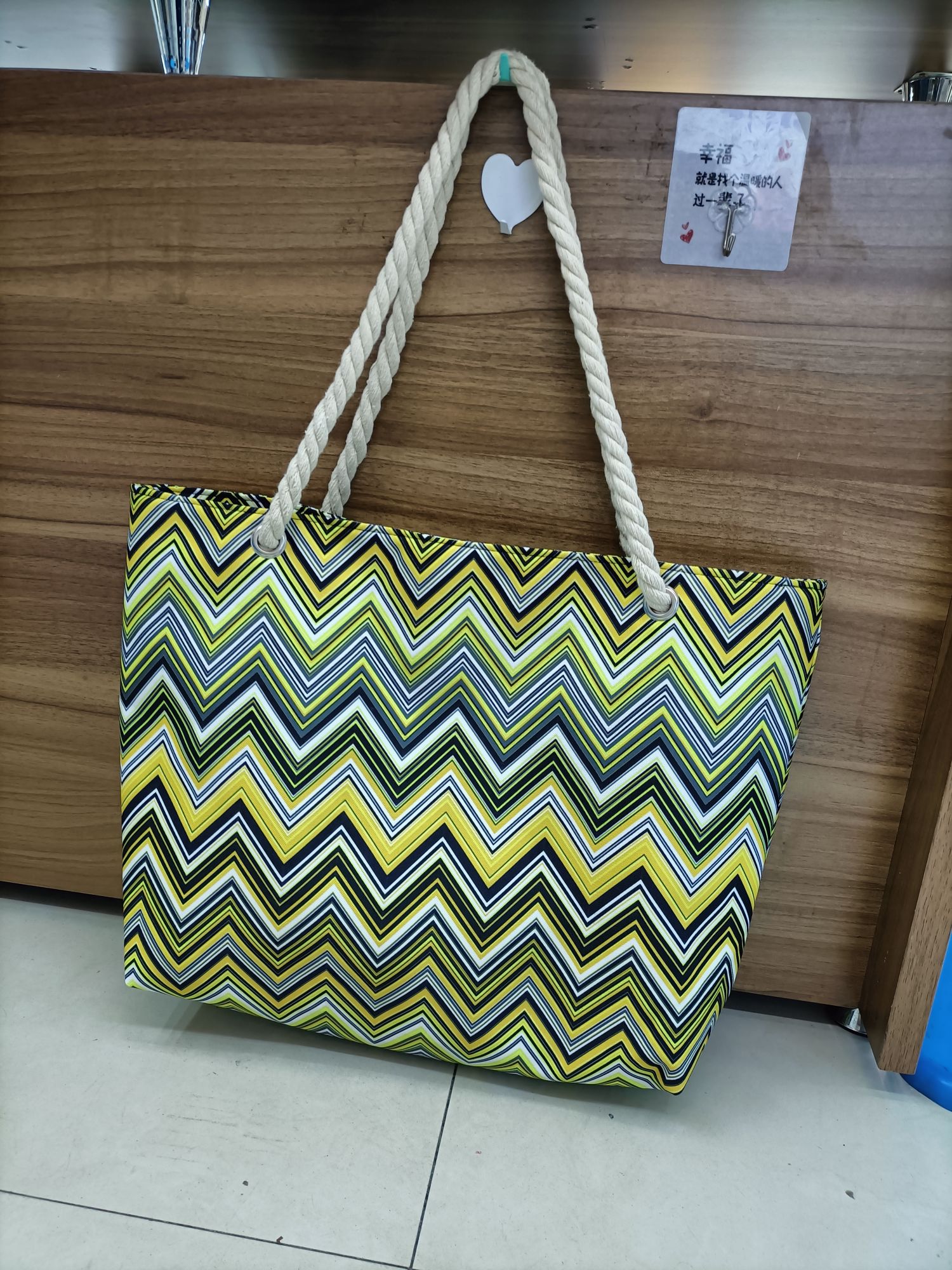 Large-capacity handbags, beach bags, casual bags, canvas bags, single-shoulder bags, customizable pattern advertising cloth bags