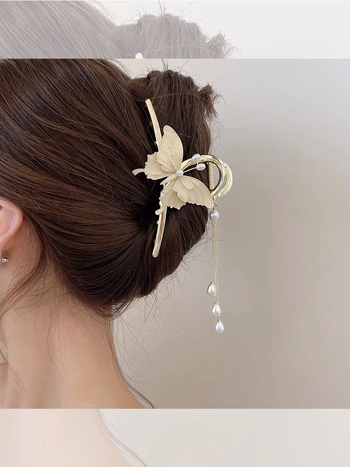 The "National Trend" series is vividly lifelike ~ Super ethereal butterfly tassel gripper, high-end autumn and winter hair clip, shark clip headwear at the back of women's heads Specification image