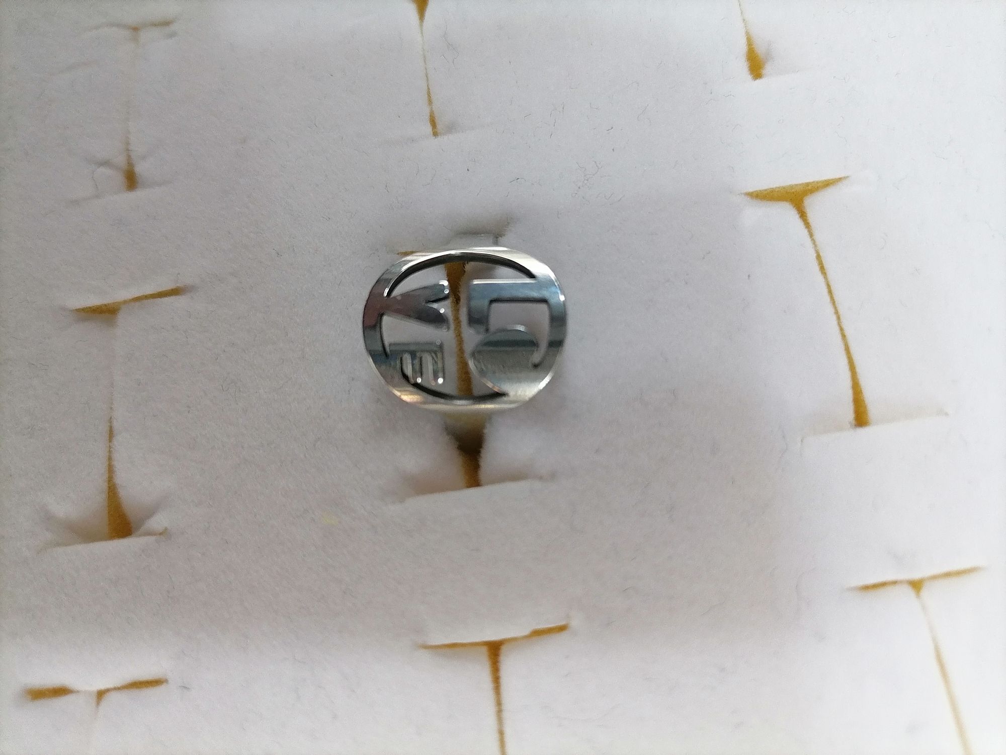 Titanium steel steel color cut LOVE ring, Red Star Jewelry 034-015 detail image 2