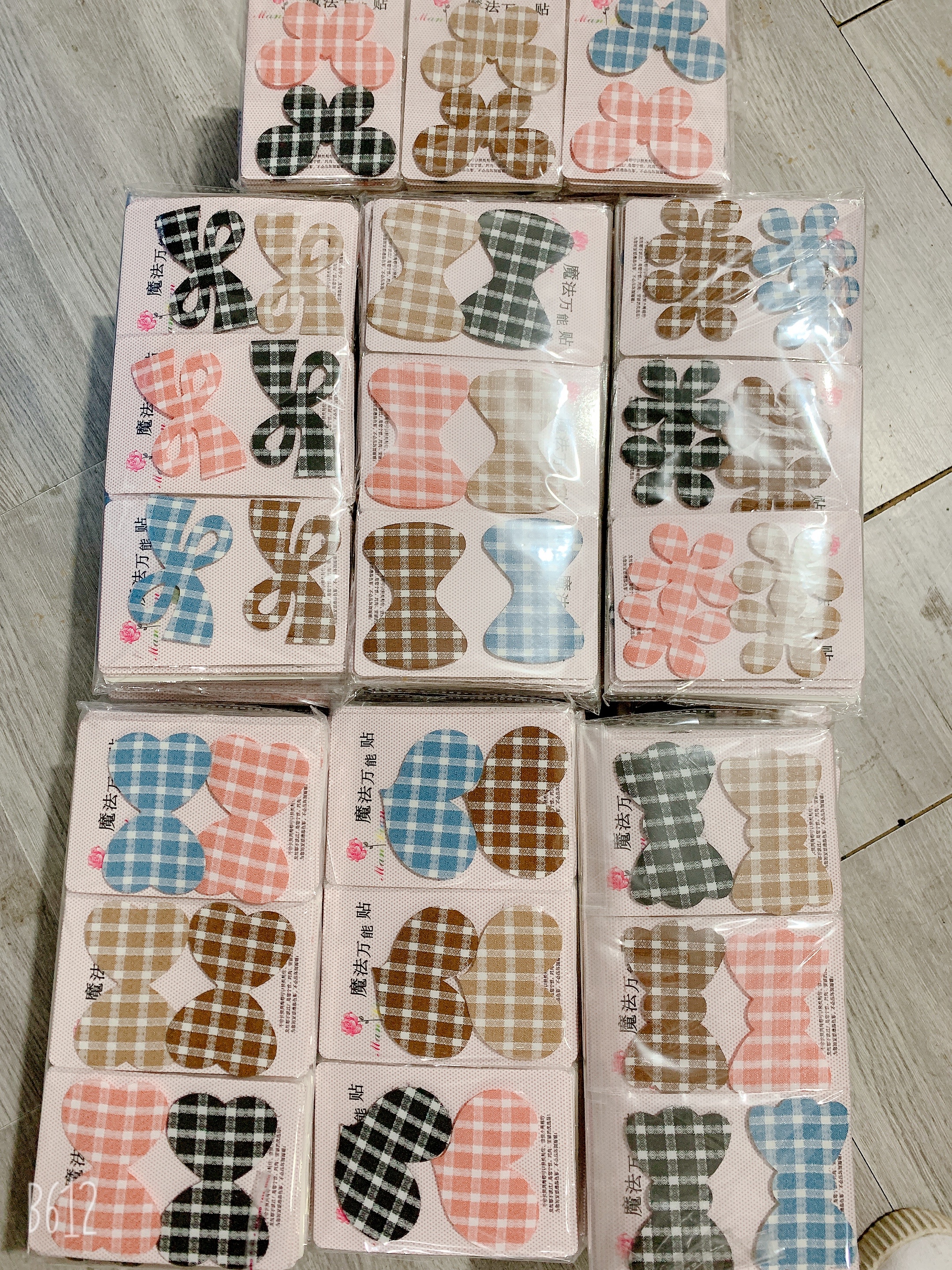 日韩格子爱心布料成人儿童宝宝粘头发贴碎发帖头贴发卡刘海贴魔术贴魔法贴发饰曼恋003