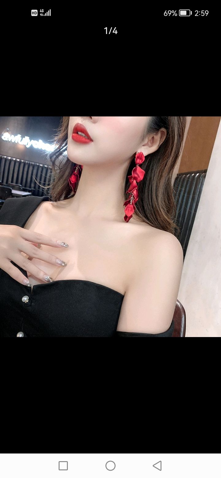 耳环白底实物图