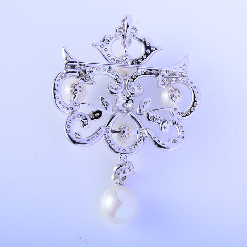 Korean court-style elegant pearl brooch, creative, elegant and individual brooch, simple and fashionable brooch, new high-end for women Specification image