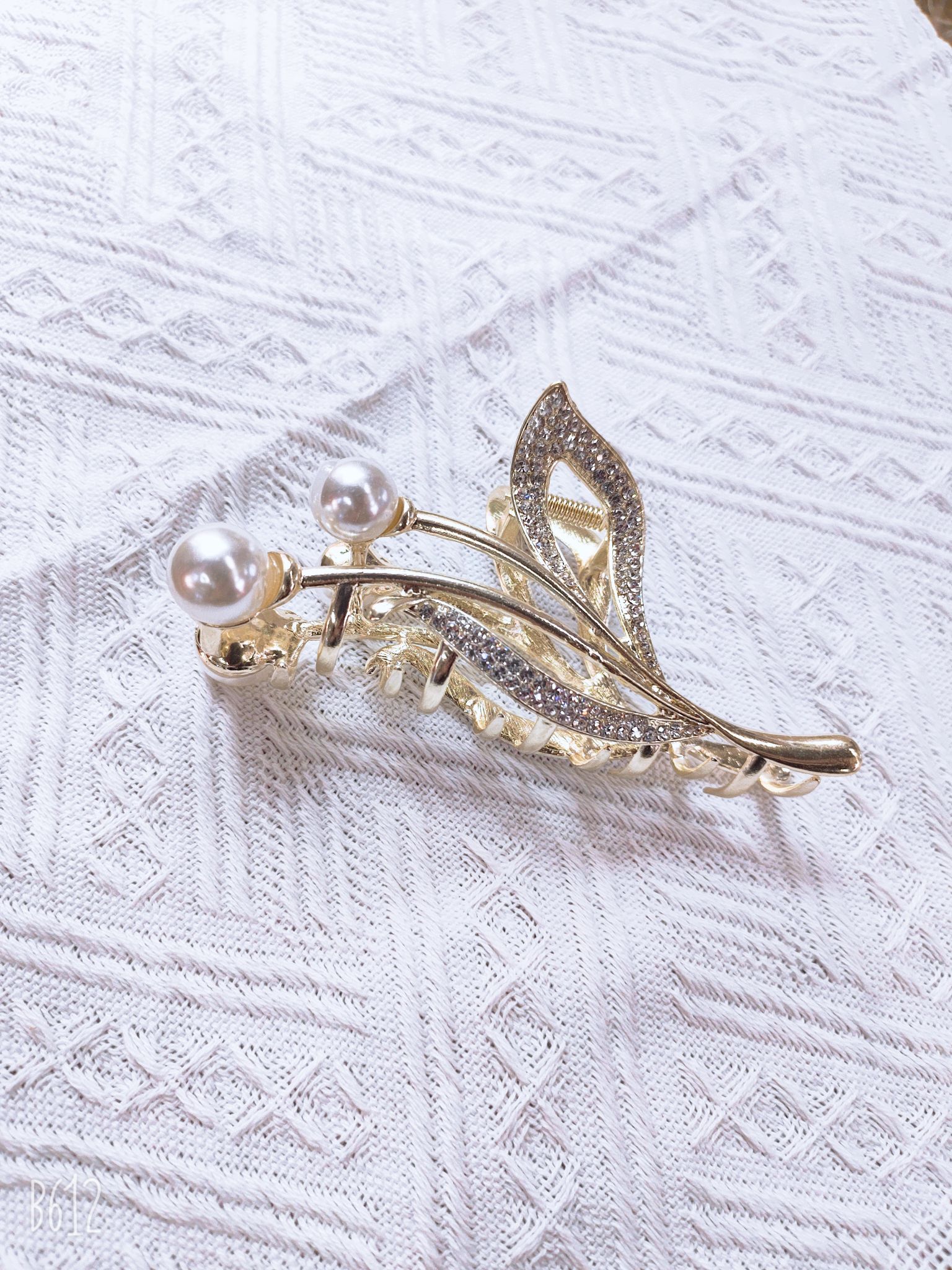 12 pieces of the new Korean wave cute children's rose gold small hair claw crown blue package each Application Scenario