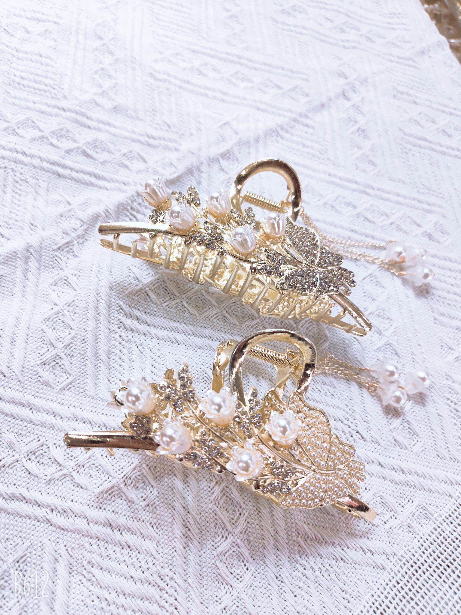 Ginkgo biloba leaf 5 cm full diamond medium-sized gripper. 12 per pack. Specification image