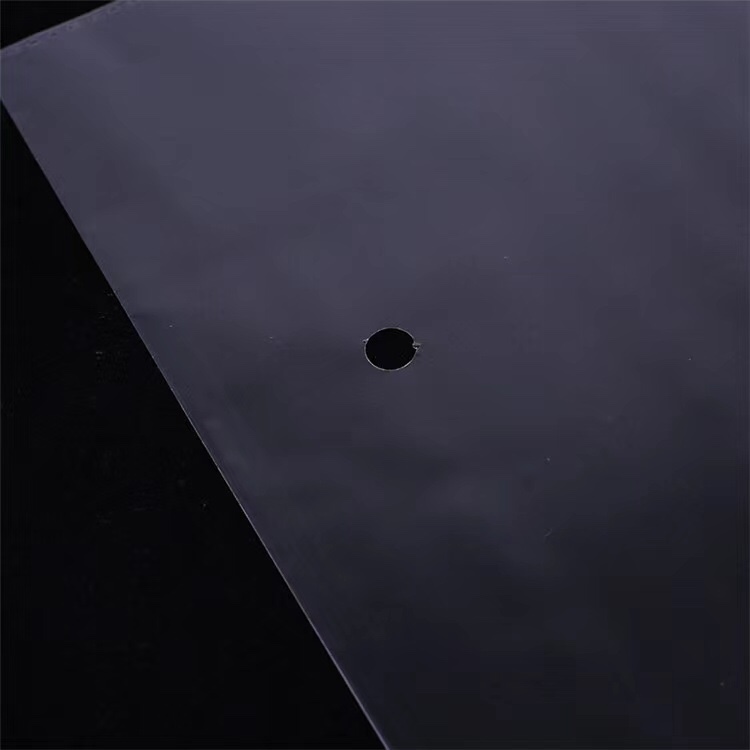 The outer packaging of the jewelry is an opp transparent bag, measuring 20*45CM Specification image