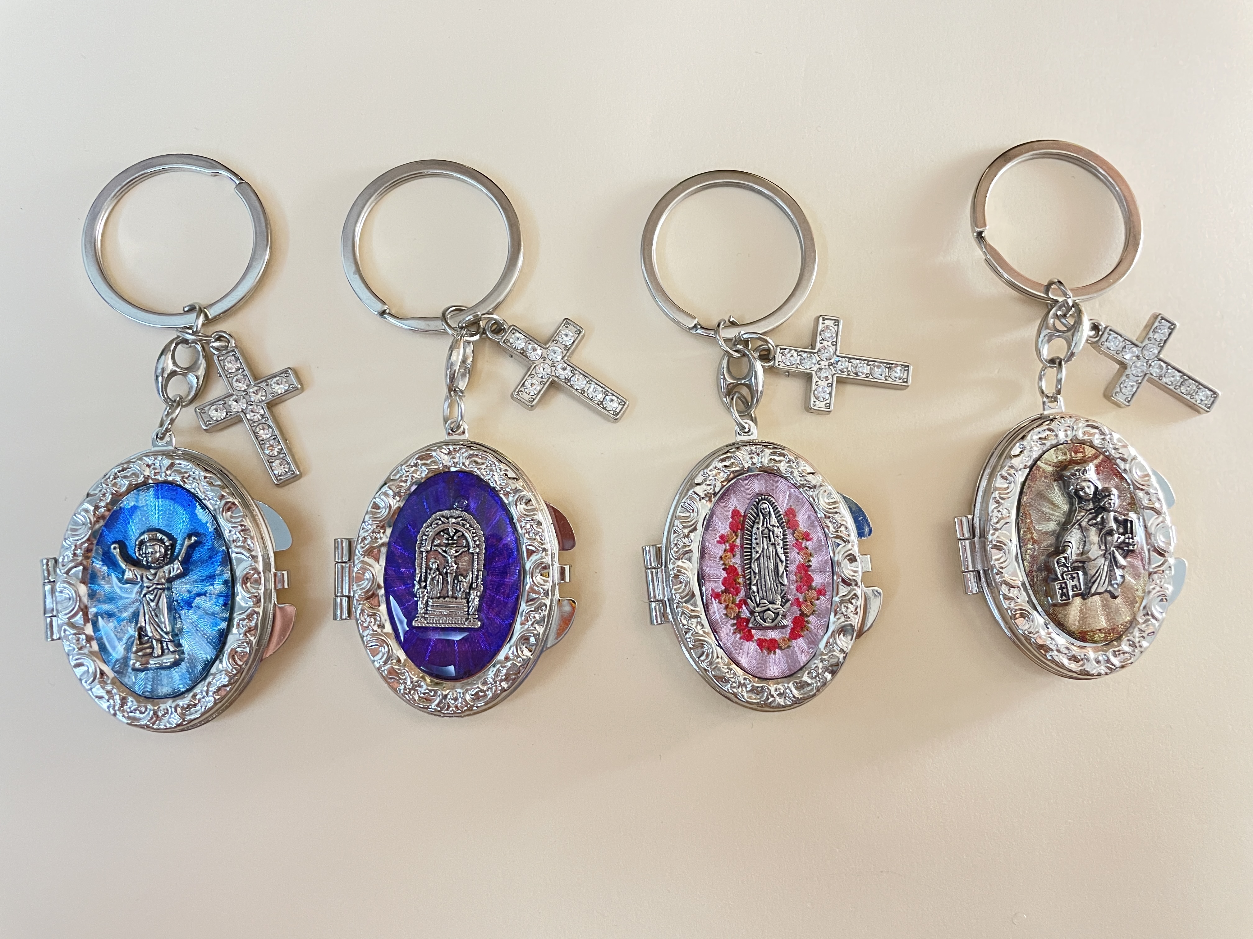 椭圆宗教挂十字架镜子钥匙扣铭镜工艺02